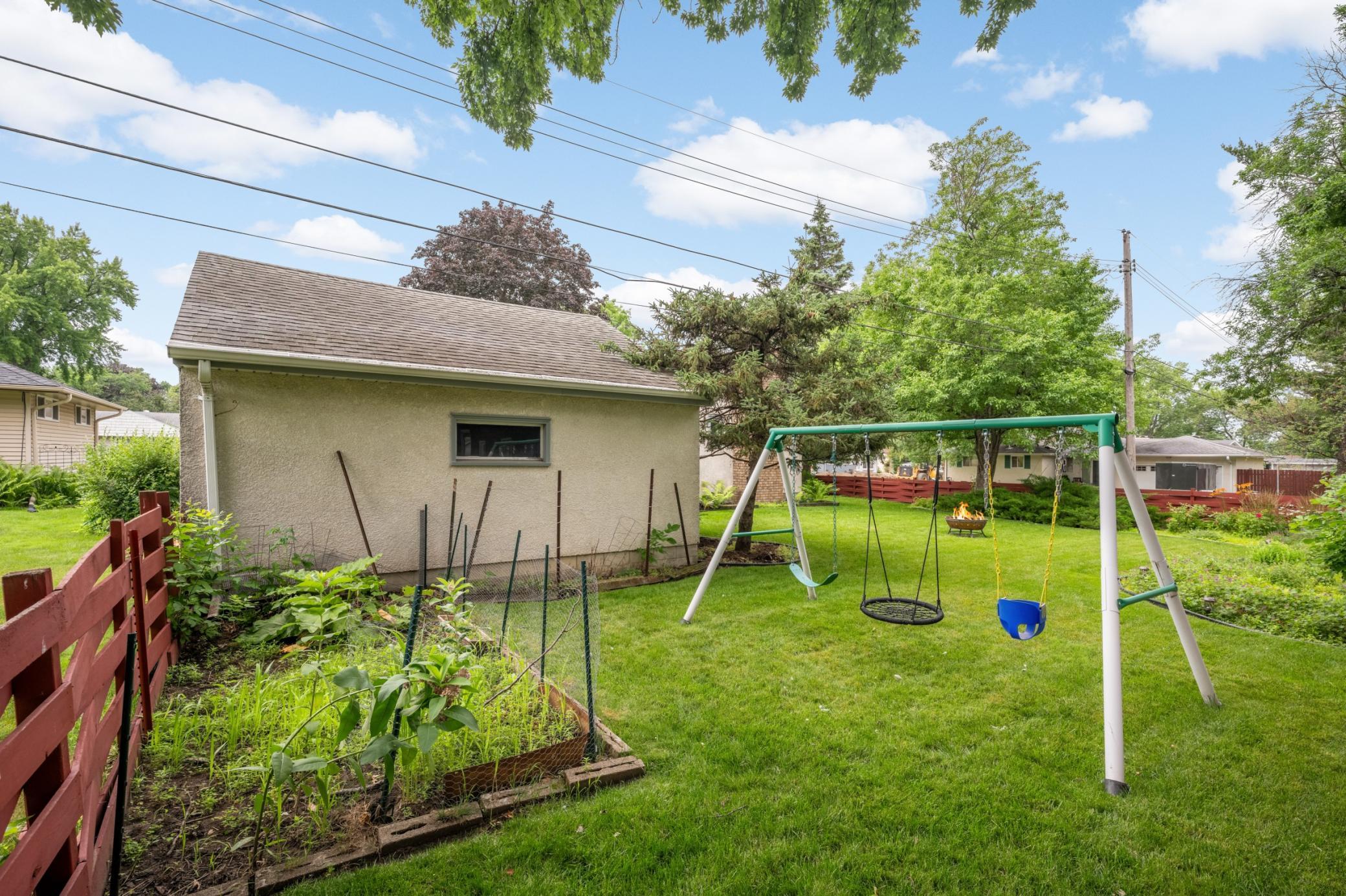 View of Residential at 333 Emerson Avenue, West Saint Paul MN 55118, West Saint Paul (16 of 16) - Mike Wilen | Minnesota Team Real Estate