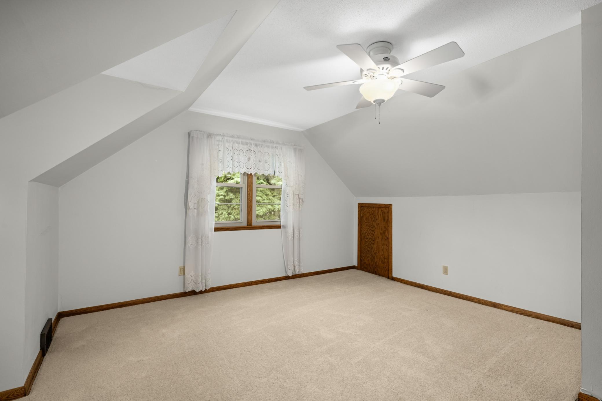 View of Residential at 333 Emerson Avenue, West Saint Paul MN 55118, West Saint Paul (11 of 16) - Mike Wilen | Minnesota Team Real Estate