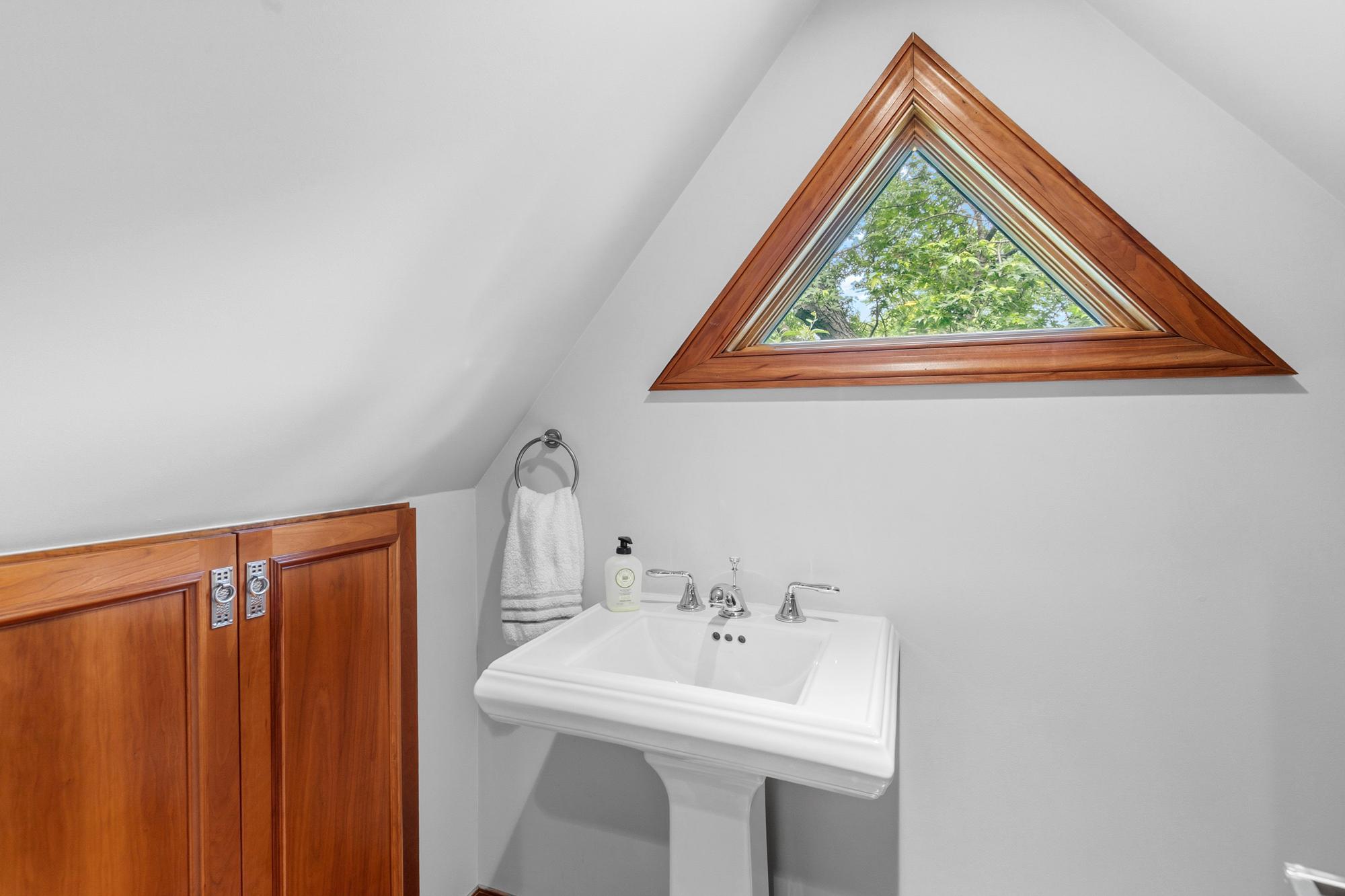 View of Residential at 14711 Woodruff Road, Wayzata MN 55391, Wayzata (22 of 25) - Mike Wilen | Minnesota Team Real Estate