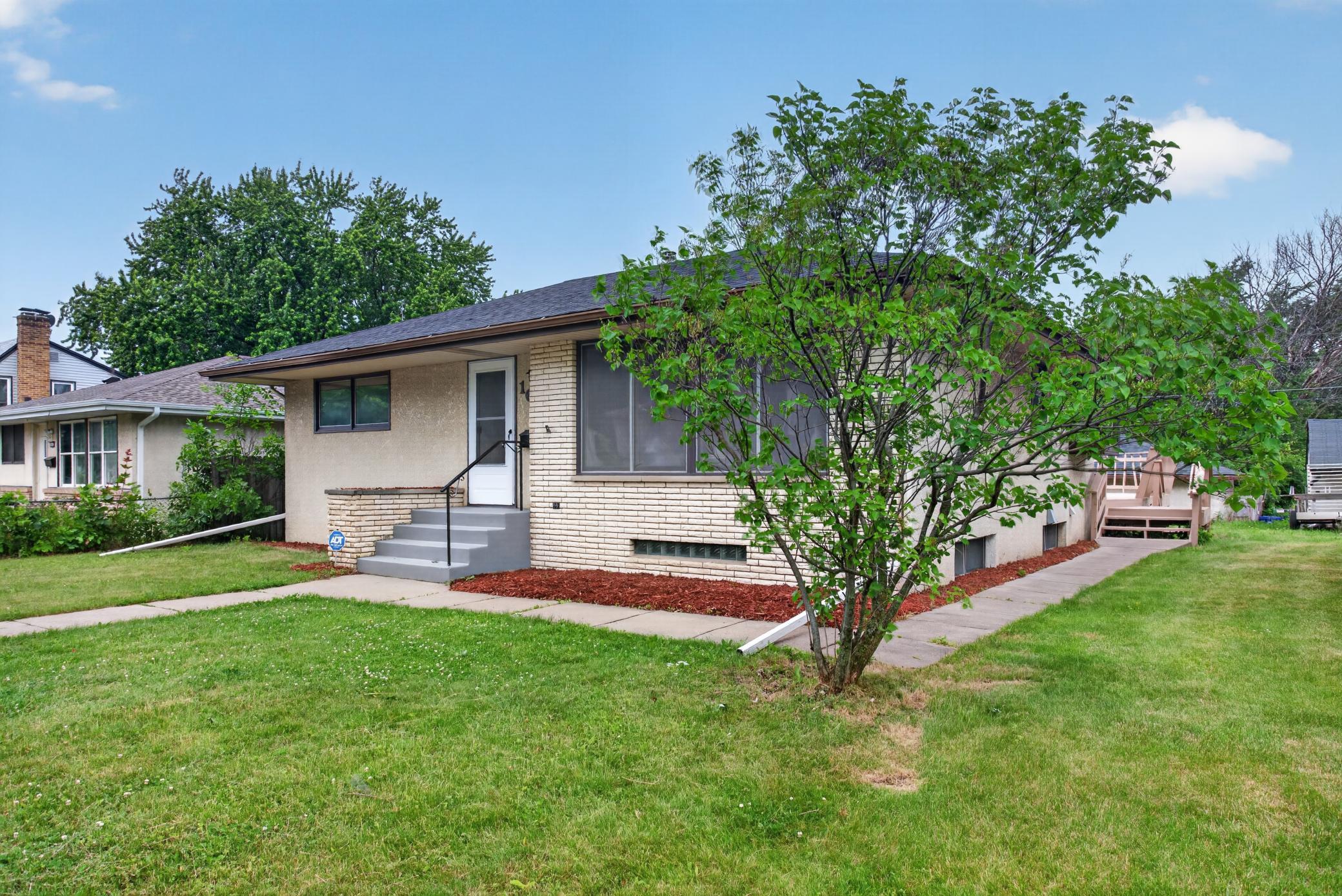 View of Residential at 1607 Clarence Street, Saint Paul MN 55106, Saint Paul (15 of 21) - Mike Wilen | Minnesota Team Real Estate