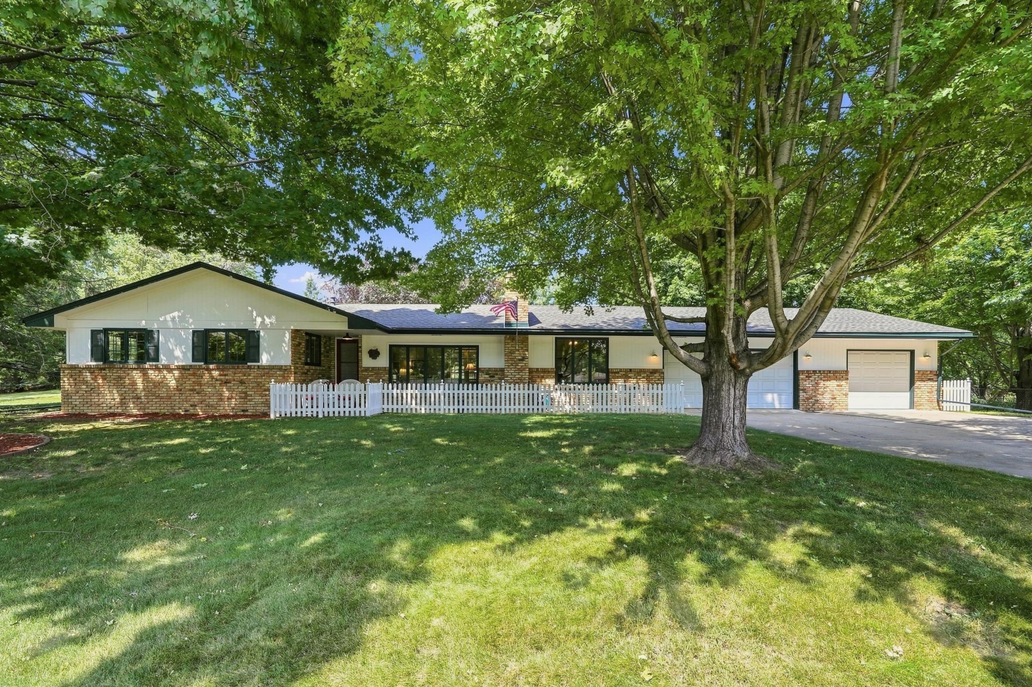 View of Residential at 12199 Robin Road, Maple Grove MN 55369, Maple Grove - Mike Wilen | Minnesota Team Real Estate
