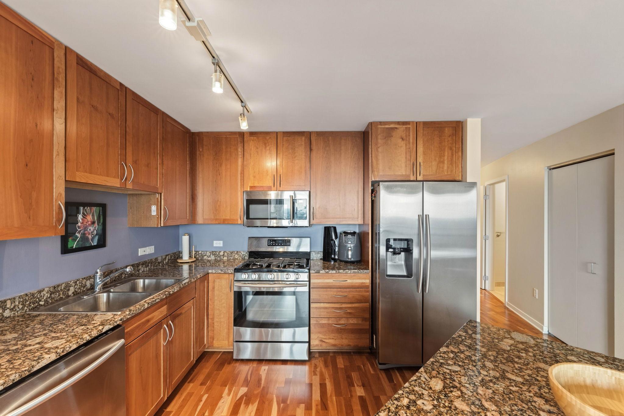 View of Residential at 929 Portland Avenue #2308, Minneapolis MN 55404, Minneapolis (8 of 42) - Mike Wilen | Minnesota Team Real Estate