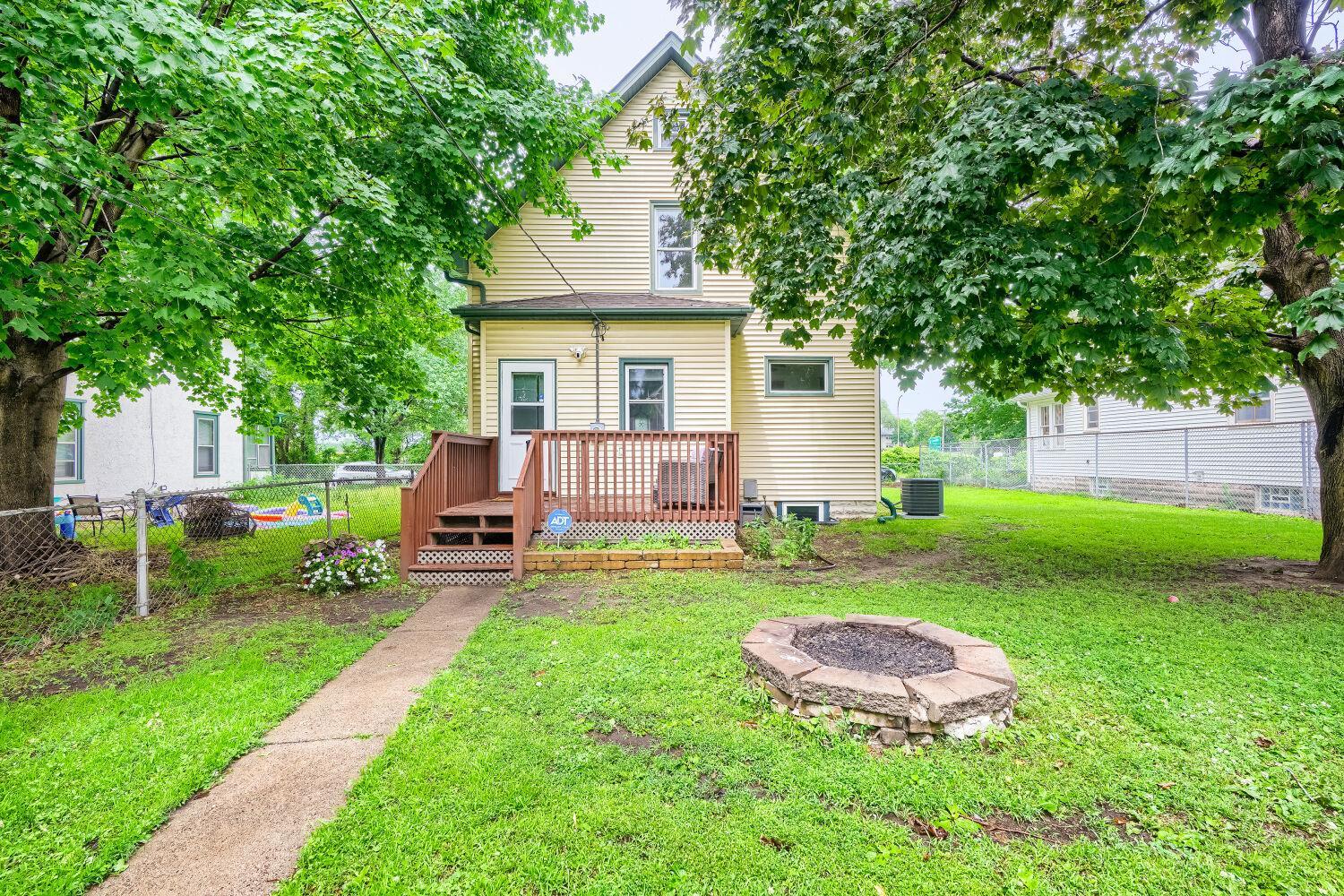 View of Residential at 1654 Concordia Avenue, Saint Paul MN 55104, Saint Paul (21 of 22) - Mike Wilen | Minnesota Team Real Estate