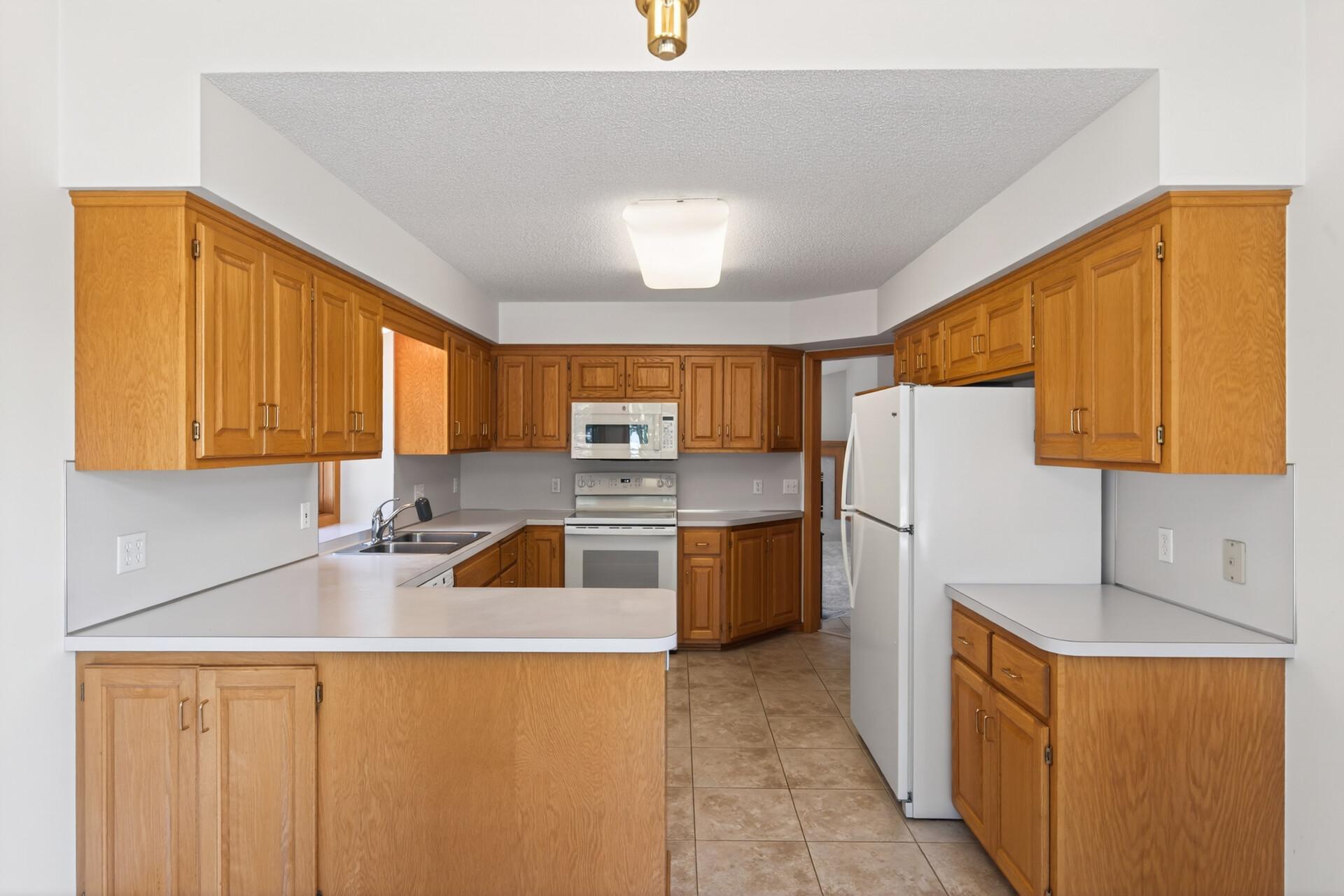 View of Residential at 4134 Thornhill Lane, Vadnais Heights MN 55127, Vadnais Heights (16 of 40) - Mike Wilen | Minnesota Team Real Estate