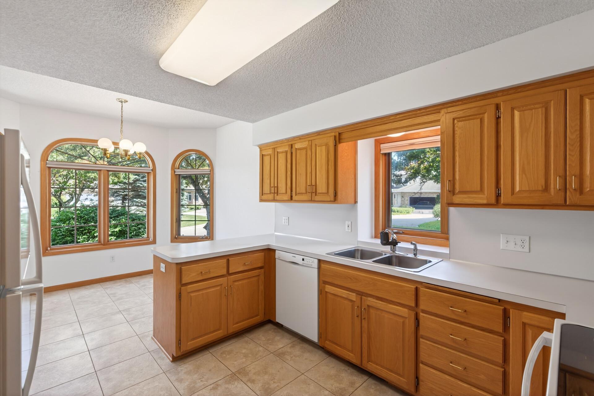 View of Residential at 4134 Thornhill Lane, Vadnais Heights MN 55127, Vadnais Heights (14 of 40) - Mike Wilen | Minnesota Team Real Estate