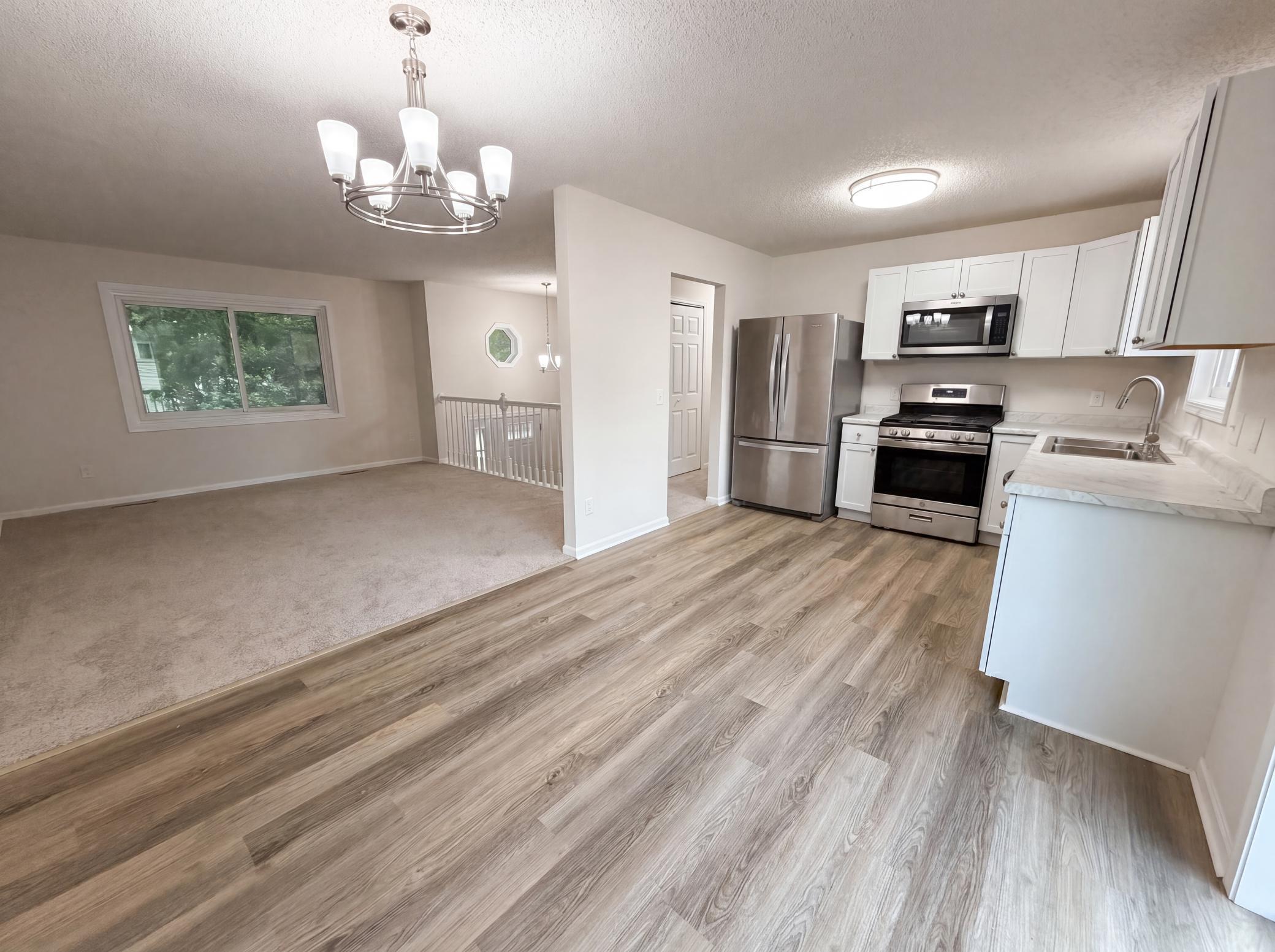 View of Residential at 546 Hazel Street, Saint Paul MN 55119, Saint Paul (18 of 24) - Mike Wilen | Minnesota Team Real Estate