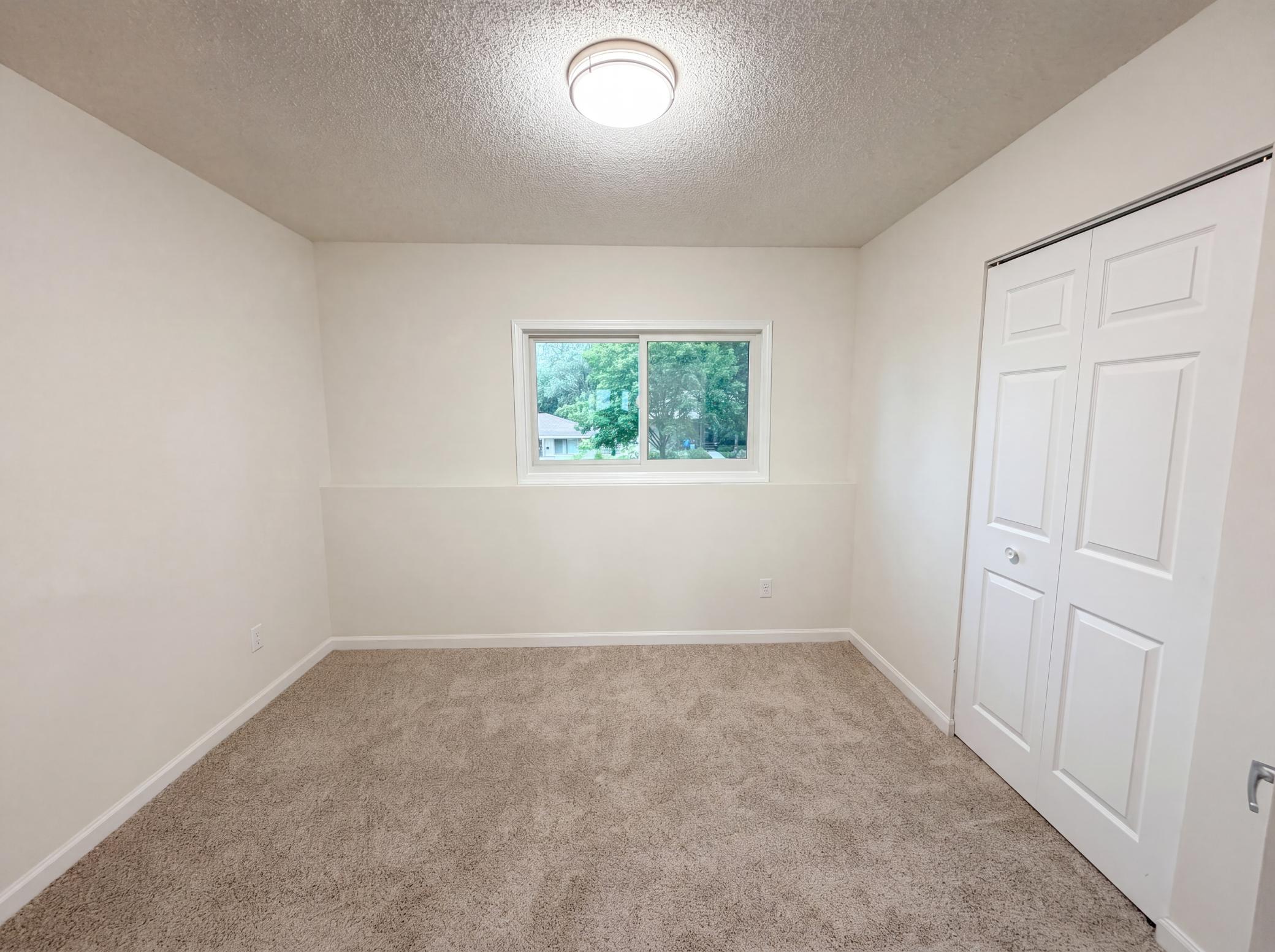 View of Residential at 546 Hazel Street, Saint Paul MN 55119, Saint Paul (10 of 24) - Mike Wilen | Minnesota Team Real Estate