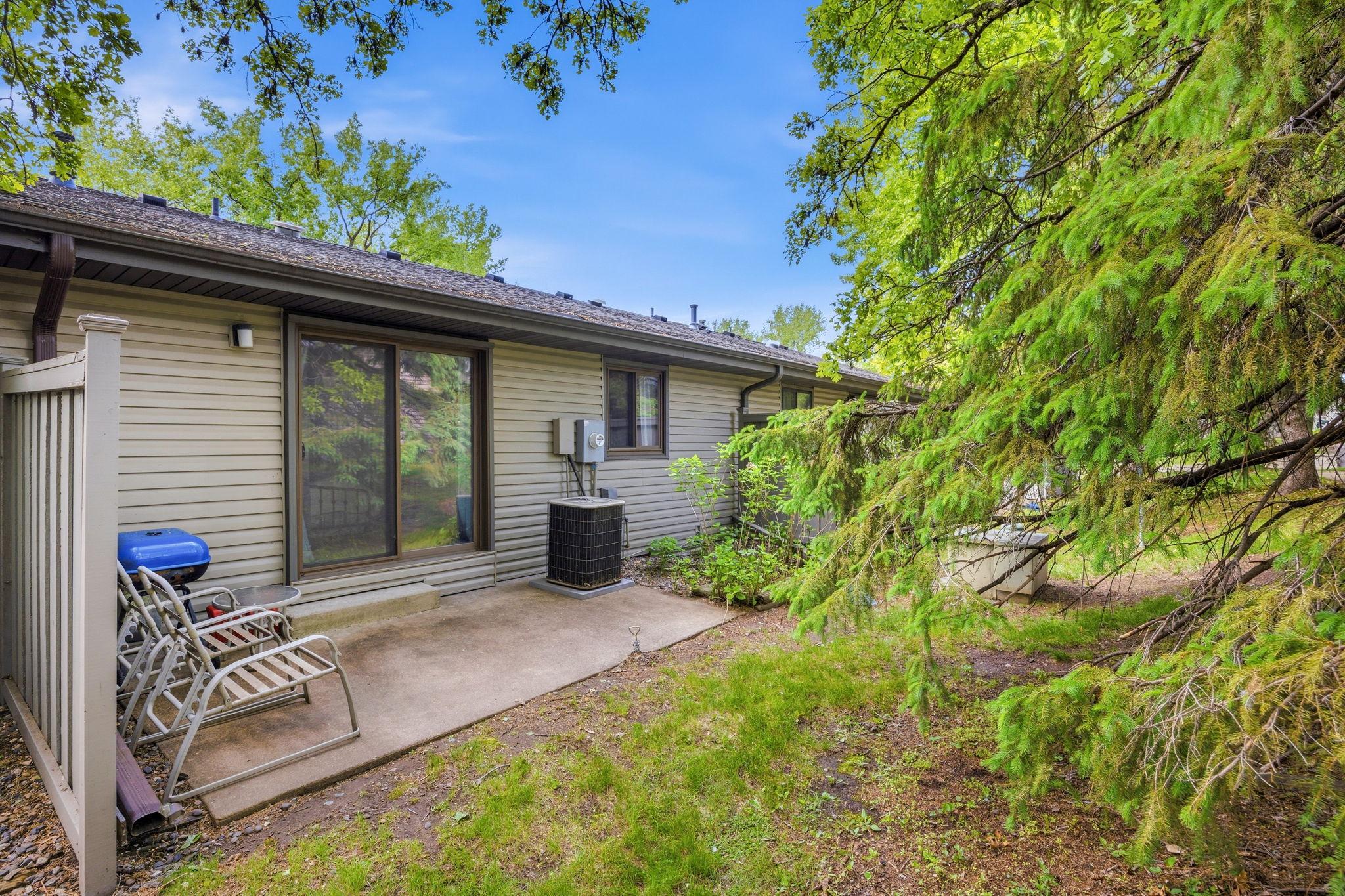 View of Residential at 103 30th Avenue, New Brighton MN 55112, New Brighton (23 of 25) - Mike Wilen | Minnesota Team Real Estate