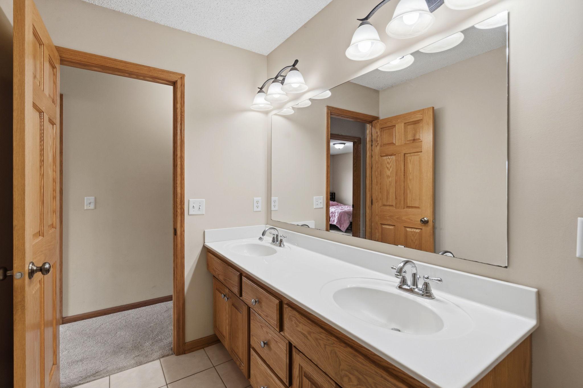 View of Residential at 21061 Istria Court, Lakeville MN 55044, Lakeville (55 of 75) - Mike Wilen | Minnesota Team Real Estate