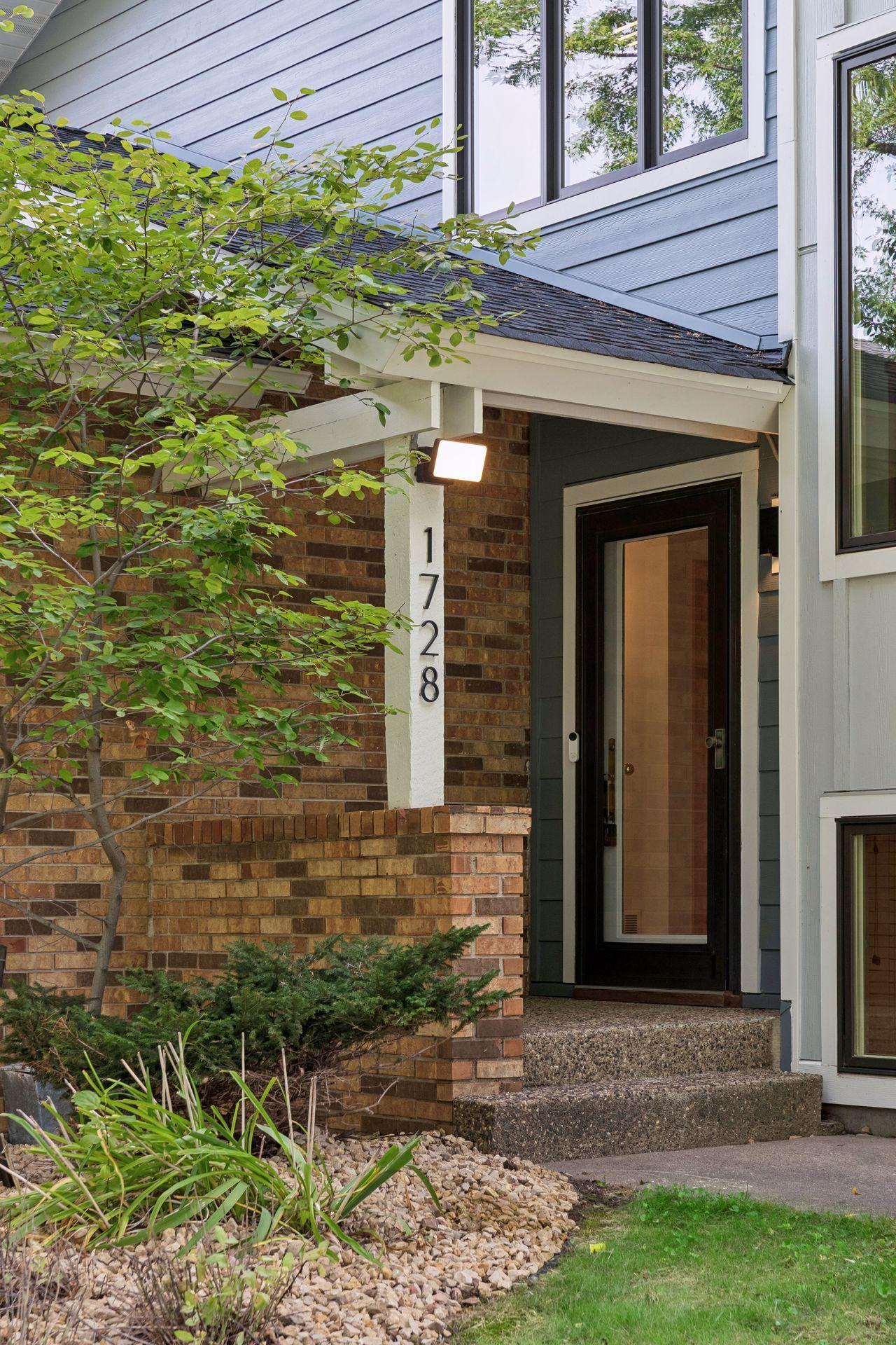 View of Residential at 1728 Trail Road, Mendota Heights MN 55118, Mendota Heights (12 of 69) - Mike Wilen | Minnesota Team Real Estate