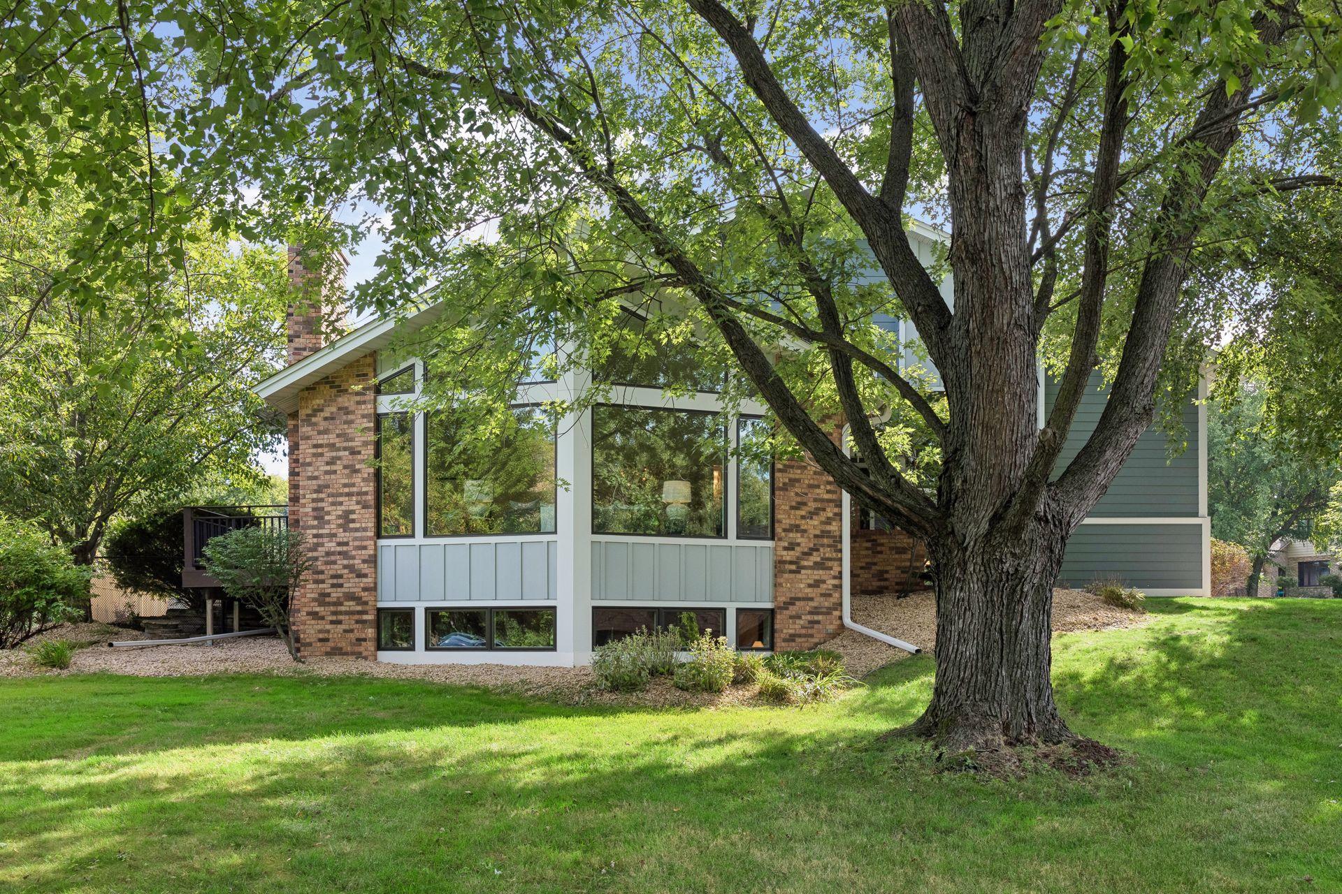 View of Residential at 1728 Trail Road, Mendota Heights MN 55118, Mendota Heights (5 of 69) - Mike Wilen | Minnesota Team Real Estate