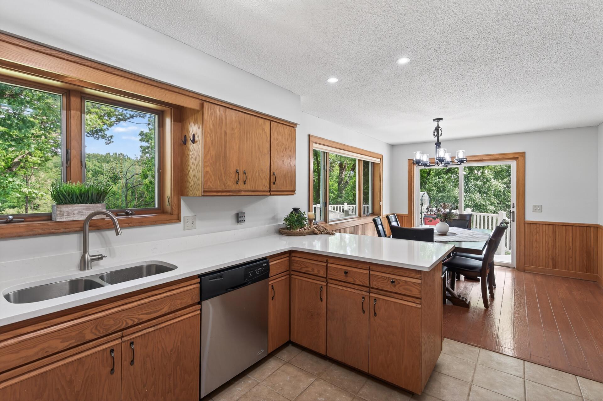 View of Residential at 23045 Plateau Drive, Lakeville MN 55044, Lakeville (12 of 30) - Mike Wilen | Minnesota Team Real Estate