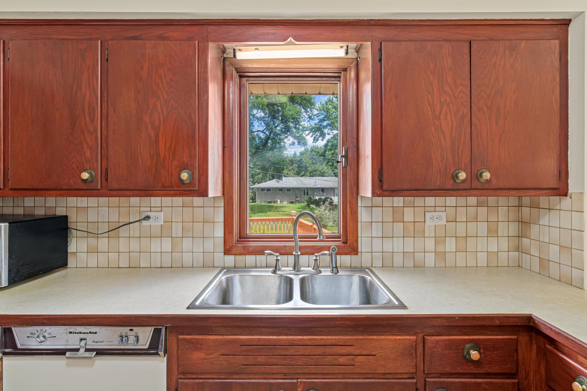 View of Residential at 1640 7th Street, New Brighton MN 55112, New Brighton (12 of 30) - Mike Wilen | Minnesota Team Real Estate