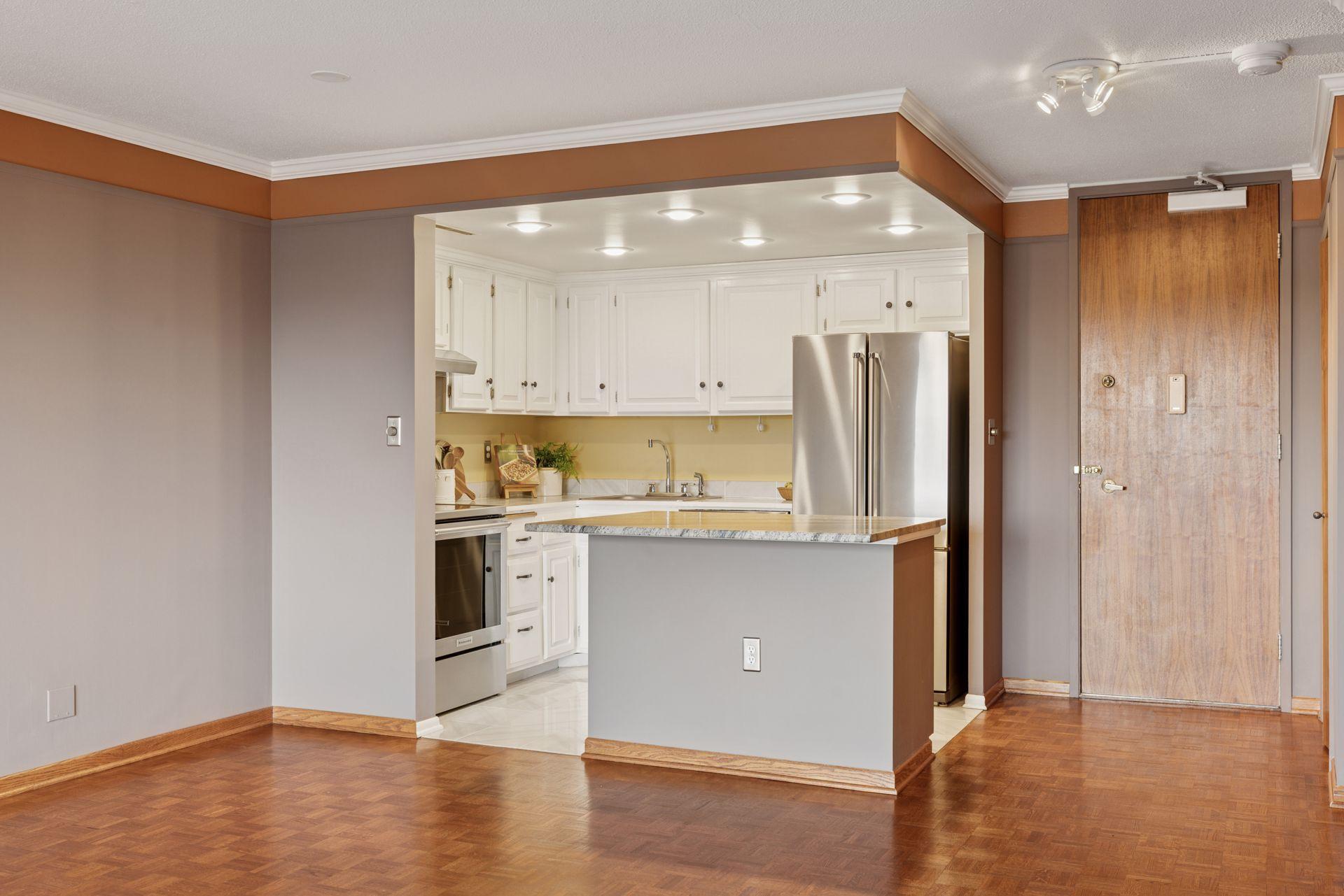 View of Residential at 400 Groveland Avenue #708, Minneapolis MN 55403, Minneapolis (9 of 27) - Mike Wilen | Minnesota Team Real Estate