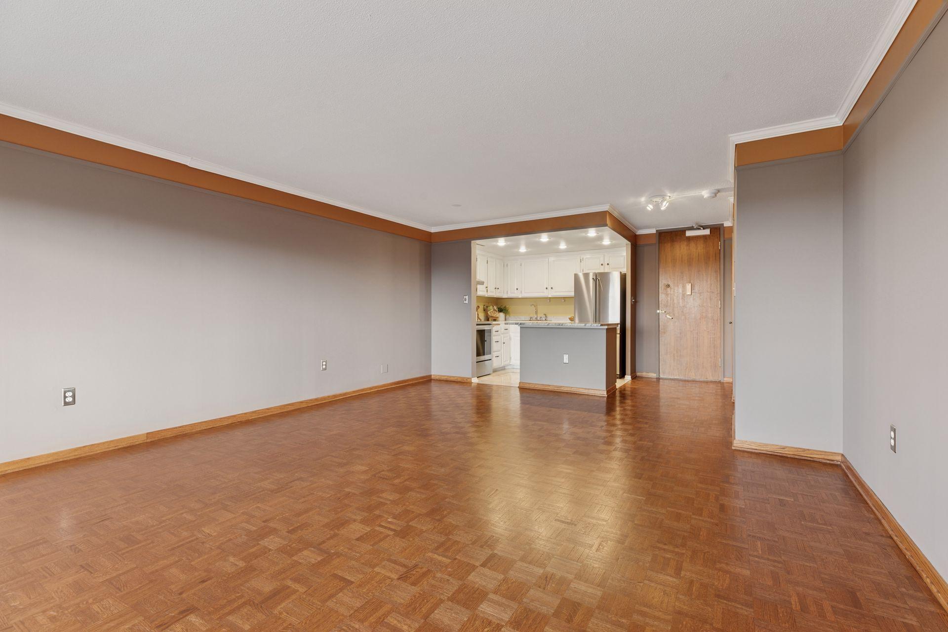 View of Residential at 400 Groveland Avenue #708, Minneapolis MN 55403, Minneapolis (13 of 27) - Mike Wilen | Minnesota Team Real Estate