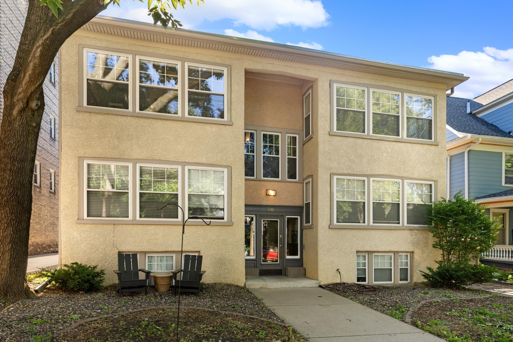 View of Residential at 2011 Emerson Avenue #202, Minneapolis MN 55405, Minneapolis (2 of 23) - Mike Wilen | Minnesota Team Real Estate