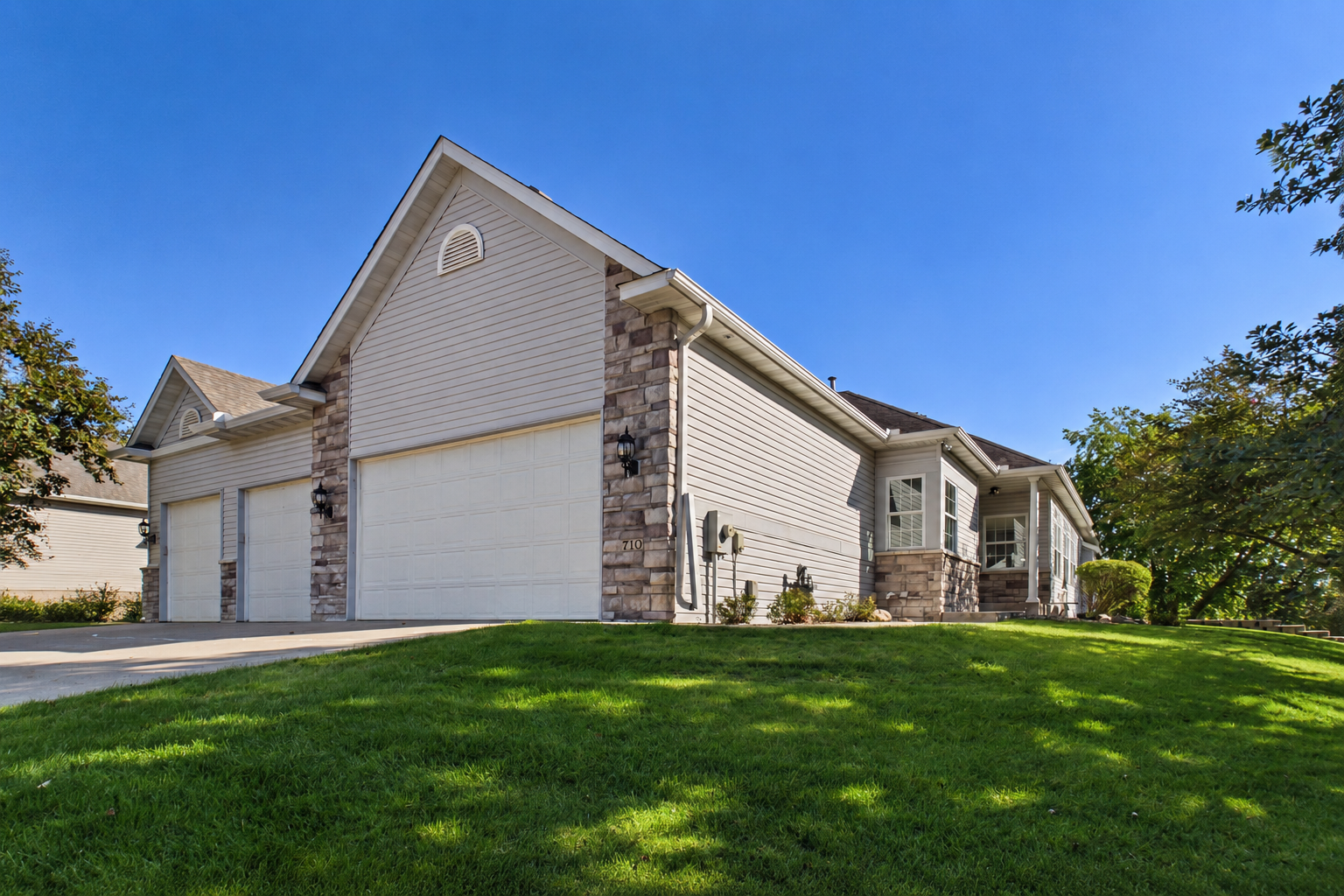 View of Residential at 710 Gilfillan Lane, White Bear Twp MN 55127, White Bear Twp - Mike Wilen | Minnesota Team Real Estate