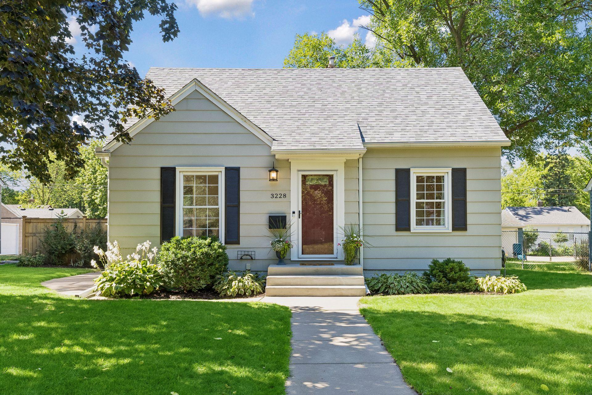 View of Residential at 3228 Hampshire Avenue, Saint Louis Park MN 55426, Saint Louis Park (2 of 108) - Mike Wilen | Minnesota Team Real Estate