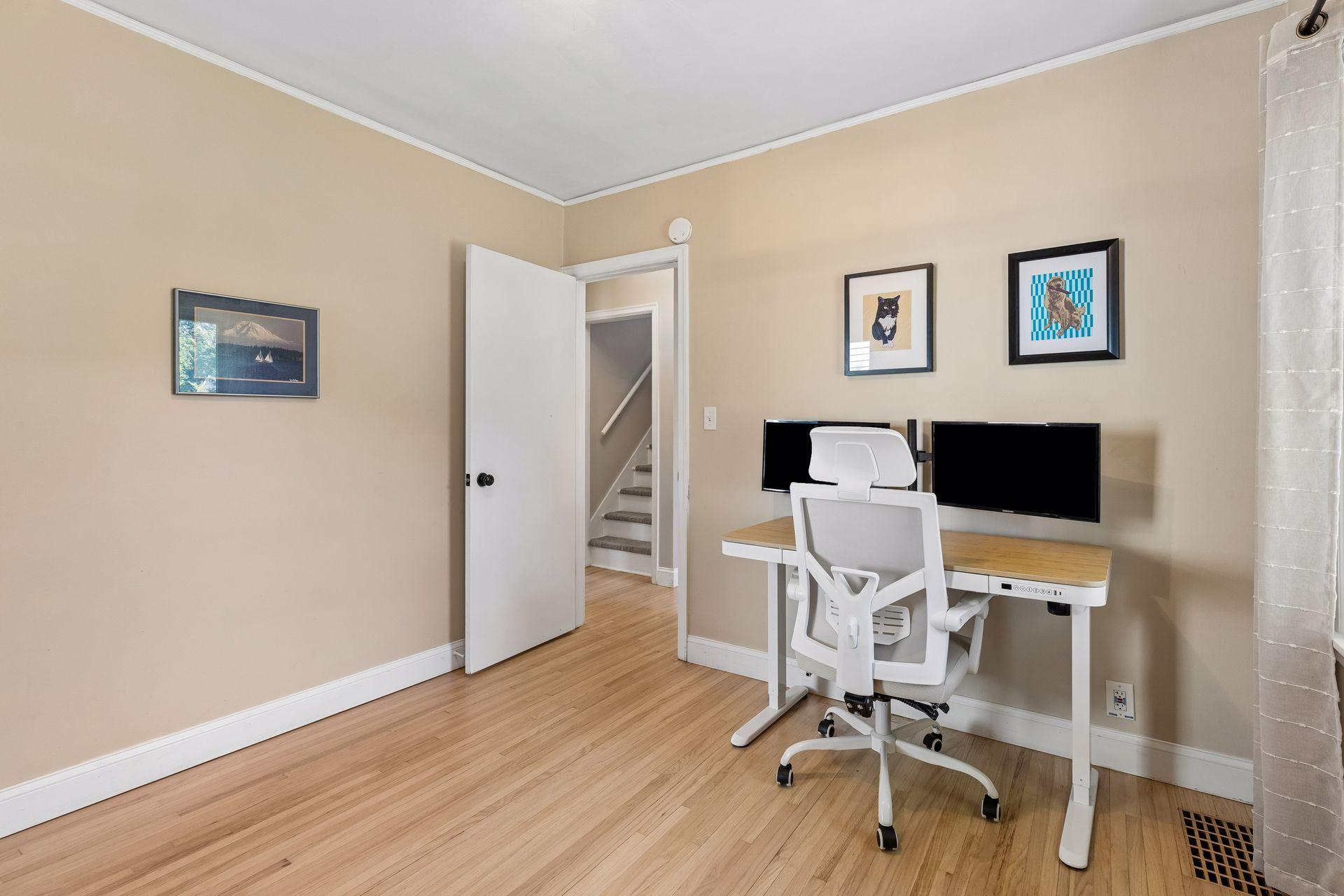 View of Residential at 3228 Hampshire Avenue, Saint Louis Park MN 55426, Saint Louis Park (75 of 108) - Mike Wilen | Minnesota Team Real Estate