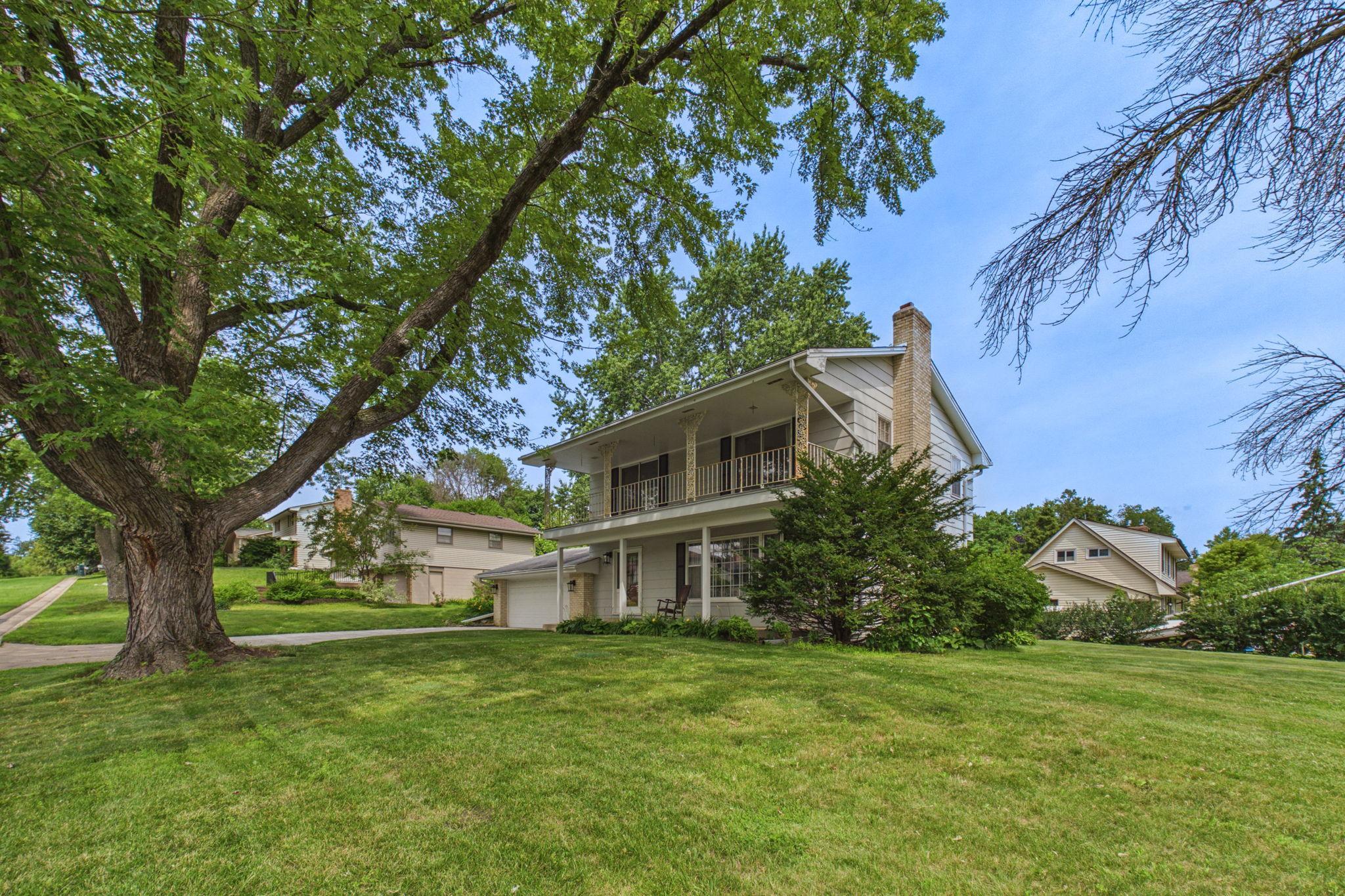 View of Residential at 9100 34 1/2 Avenue, New Hope MN 55427, New Hope (2 of 17) - Mike Wilen | Minnesota Team Real Estate