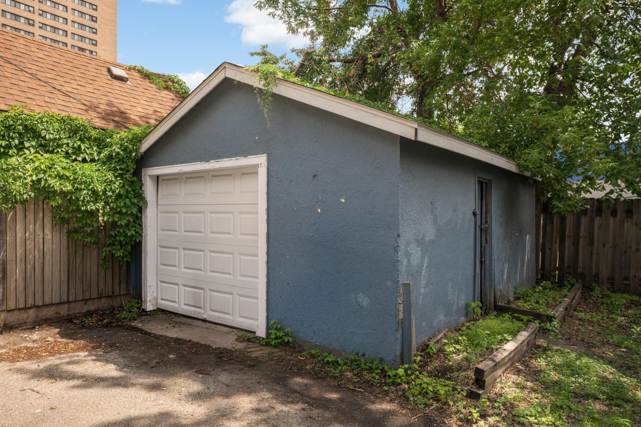 View of Residential Income at 922 18 1/2 Avenue, Minneapolis MN 55418, Minneapolis (35 of 39) - Mike Wilen | Minnesota Team Real Estate