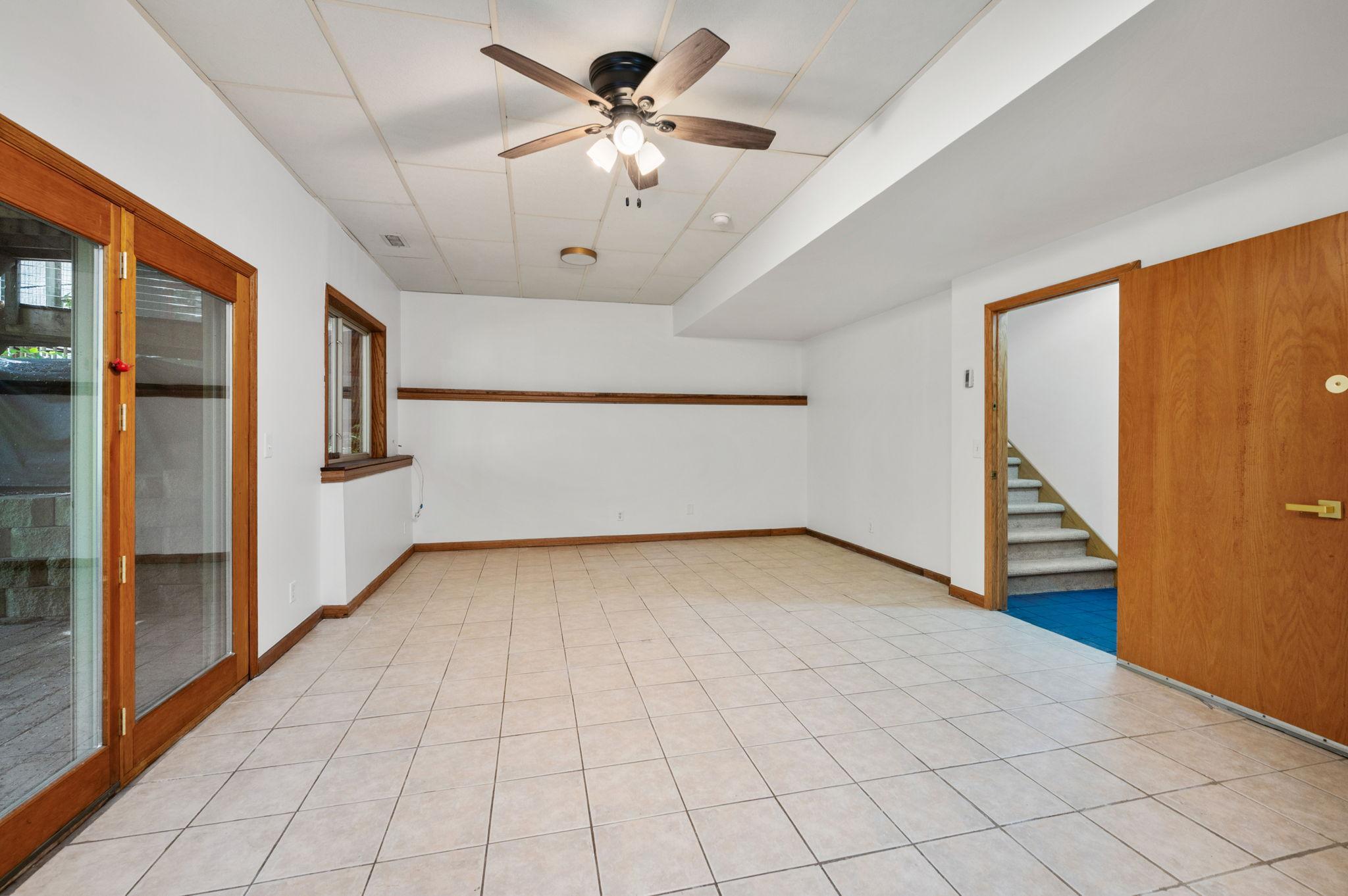 View of Residential at 2015 Upton Avenue, Minneapolis MN 55405, Minneapolis (37 of 65) - Mike Wilen | Minnesota Team Real Estate