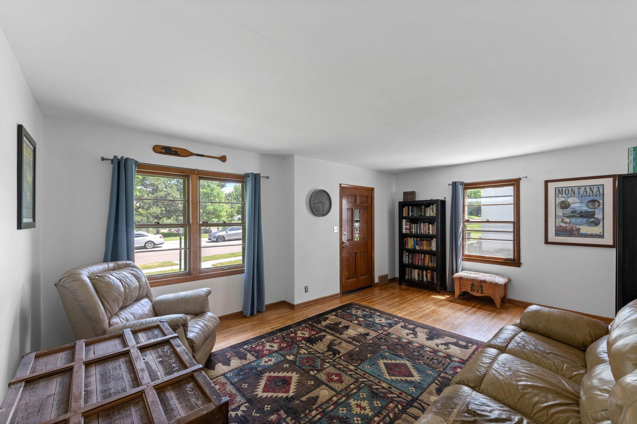 View of Residential at 3611 Lee Avenue, Robbinsdale MN 55422, Robbinsdale (4 of 36) - Mike Wilen | Minnesota Team Real Estate