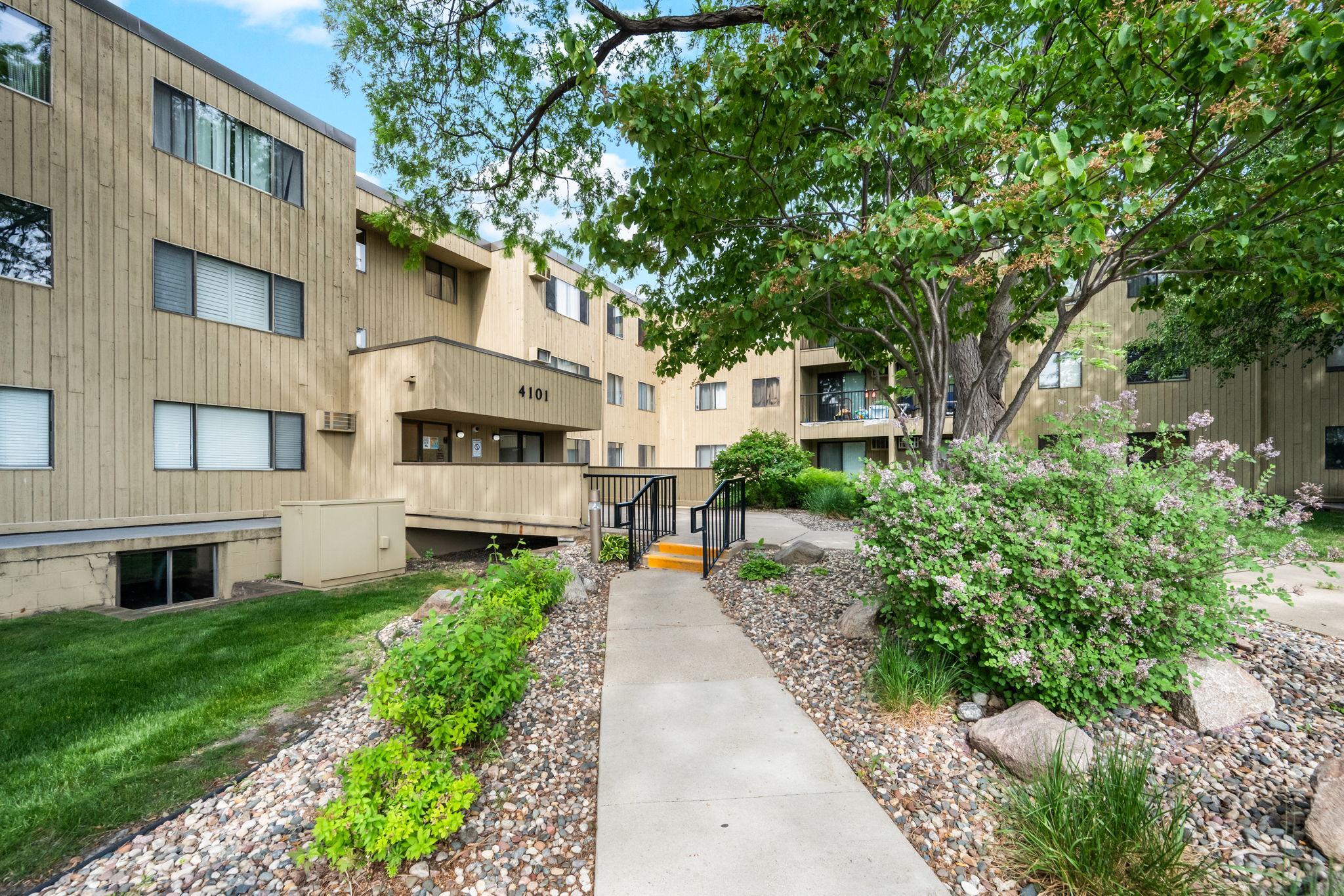 View of Residential at 4101 Parklawn Avenue #201, Edina MN 55435, Edina (16 of 21) - Mike Wilen | Minnesota Team Real Estate