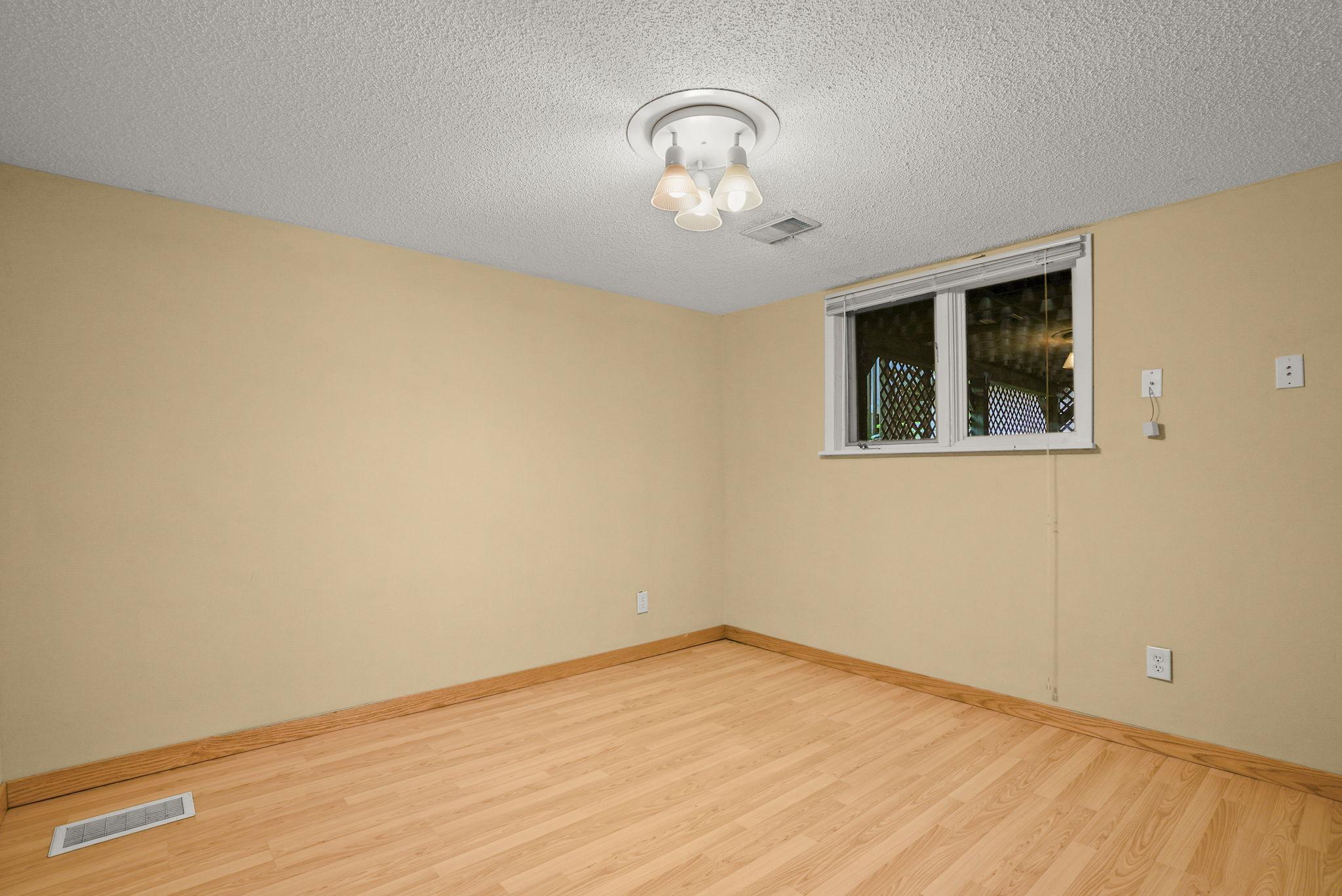 View of Residential at 4018 Shamrock Drive, Saint Anthony MN 55421, Saint Anthony (41 of 55) - Mike Wilen | Minnesota Team Real Estate