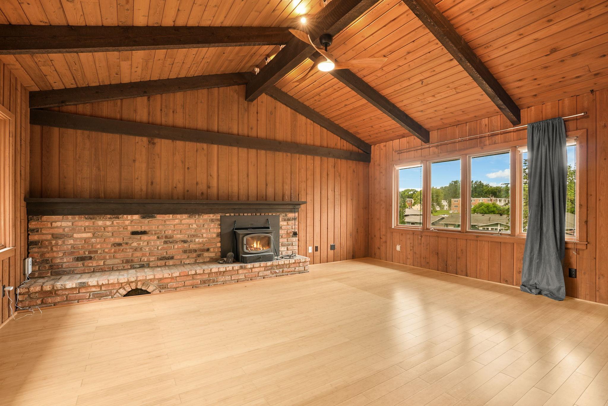 View of Residential at 4018 Shamrock Drive, Saint Anthony MN 55421, Saint Anthony (25 of 55) - Mike Wilen | Minnesota Team Real Estate