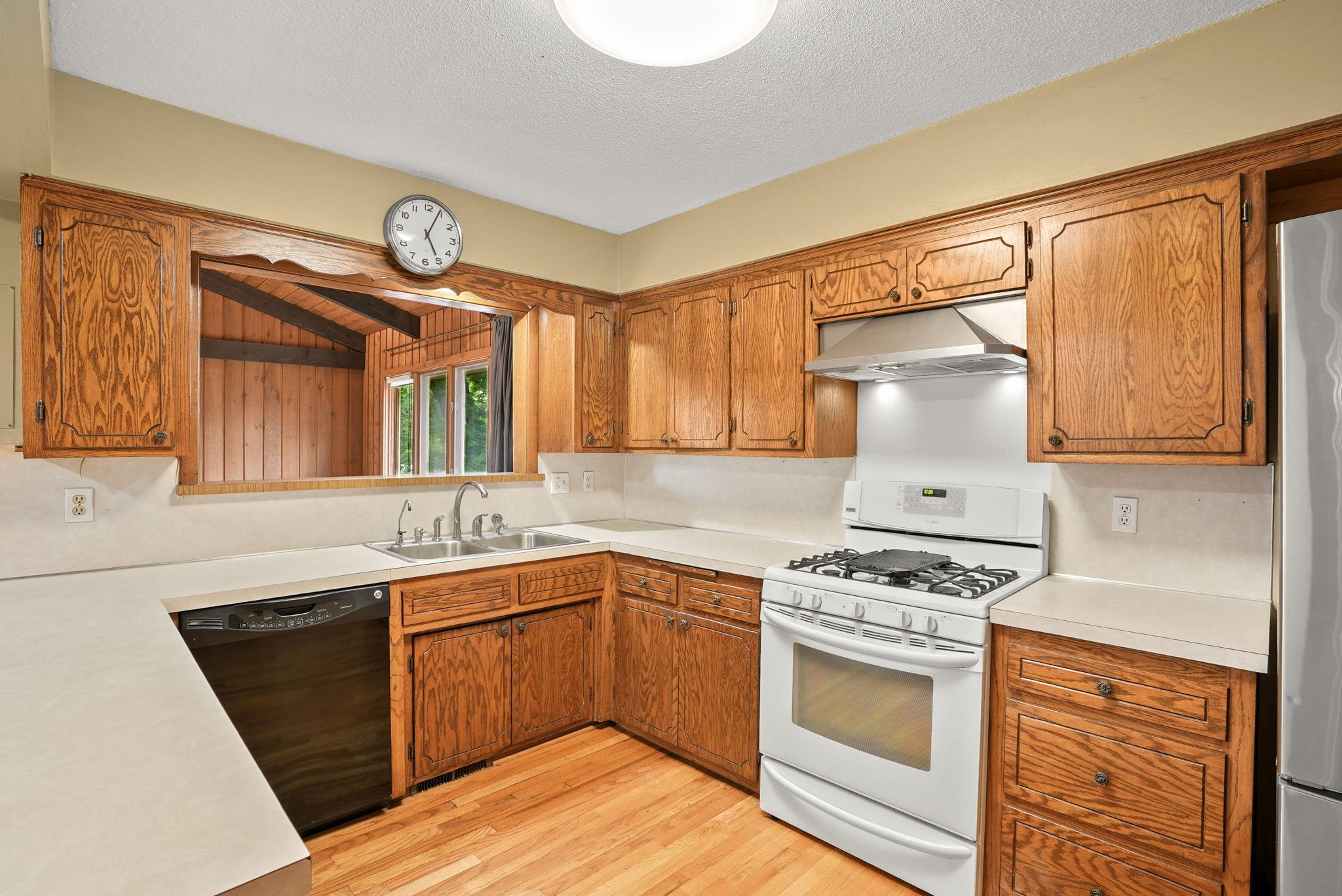 View of Residential at 4018 Shamrock Drive, Saint Anthony MN 55421, Saint Anthony (24 of 55) - Mike Wilen | Minnesota Team Real Estate