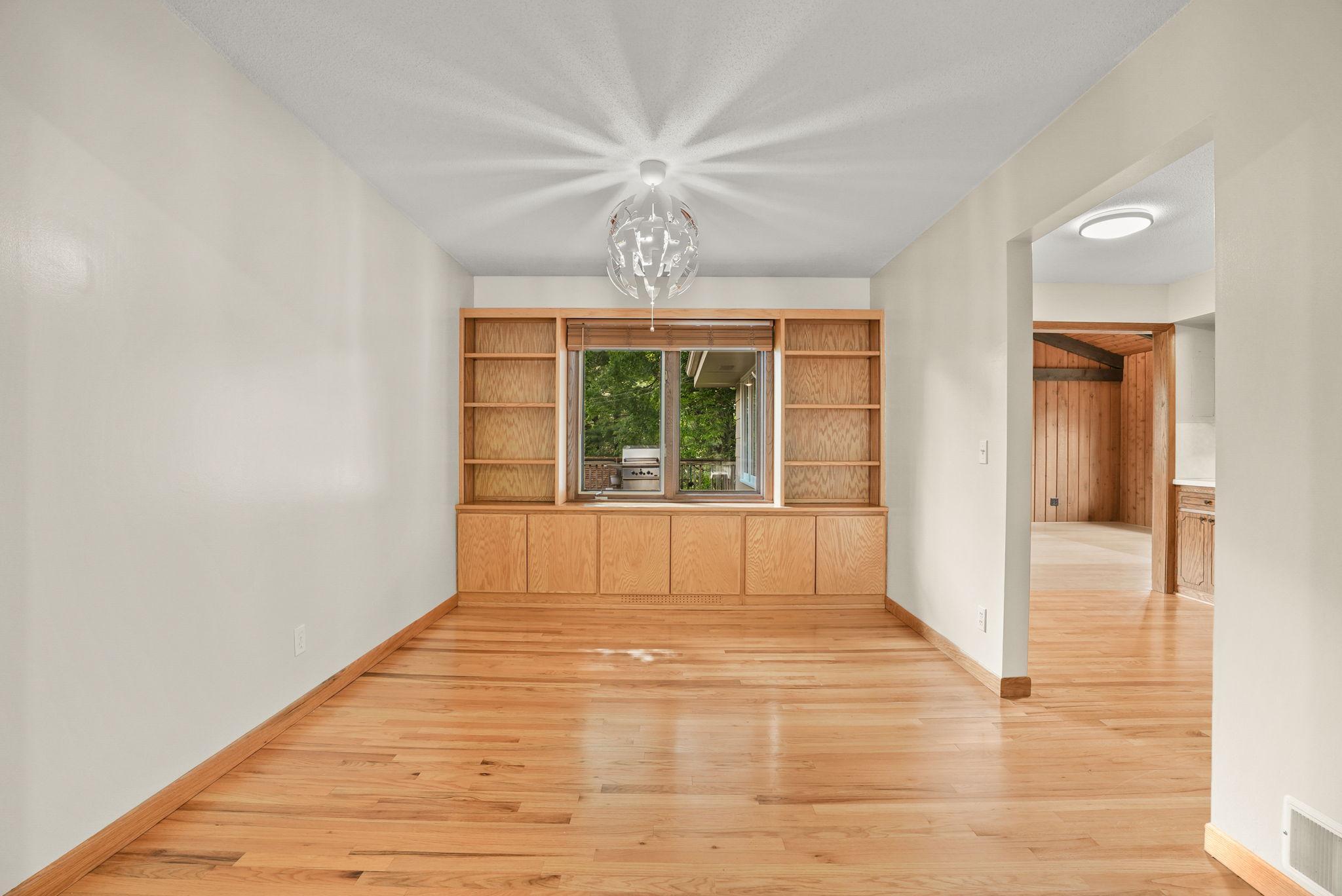 View of Residential at 4018 Shamrock Drive, Saint Anthony MN 55421, Saint Anthony (16 of 55) - Mike Wilen | Minnesota Team Real Estate