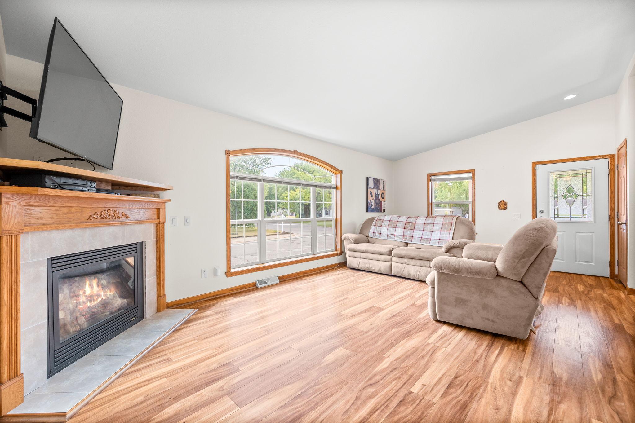 View of Residential at 1845 83rd Street, Inver Grove Heights MN 55077, Inver Grove Heights (10 of 21) - Mike Wilen | Minnesota Team Real Estate