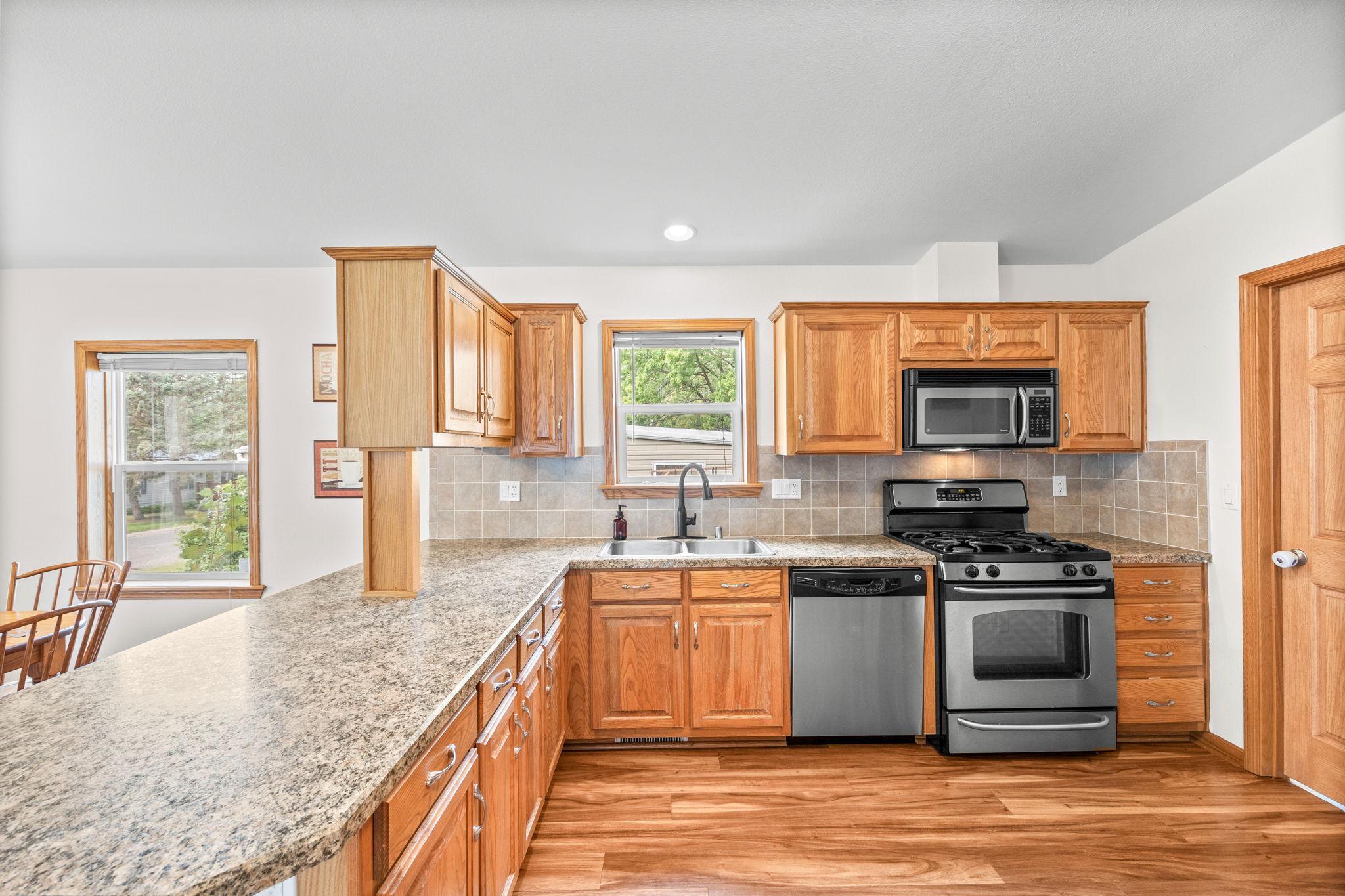 View of Residential at 1845 83rd Street, Inver Grove Heights MN 55077, Inver Grove Heights (6 of 21) - Mike Wilen | Minnesota Team Real Estate