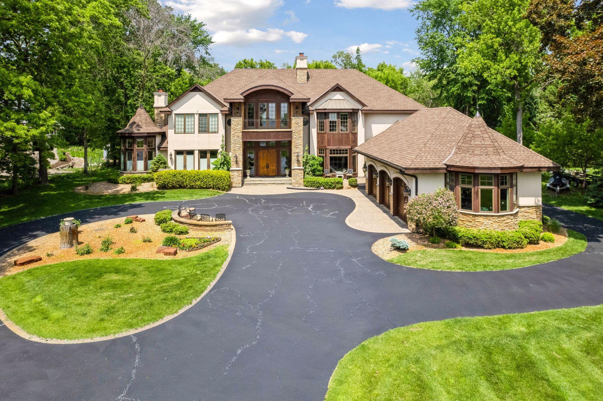 View of Residential at 1910 Shoreline Drive, Wayzata MN 55391, Wayzata (2 of 59) - Mike Wilen | Minnesota Team Real Estate