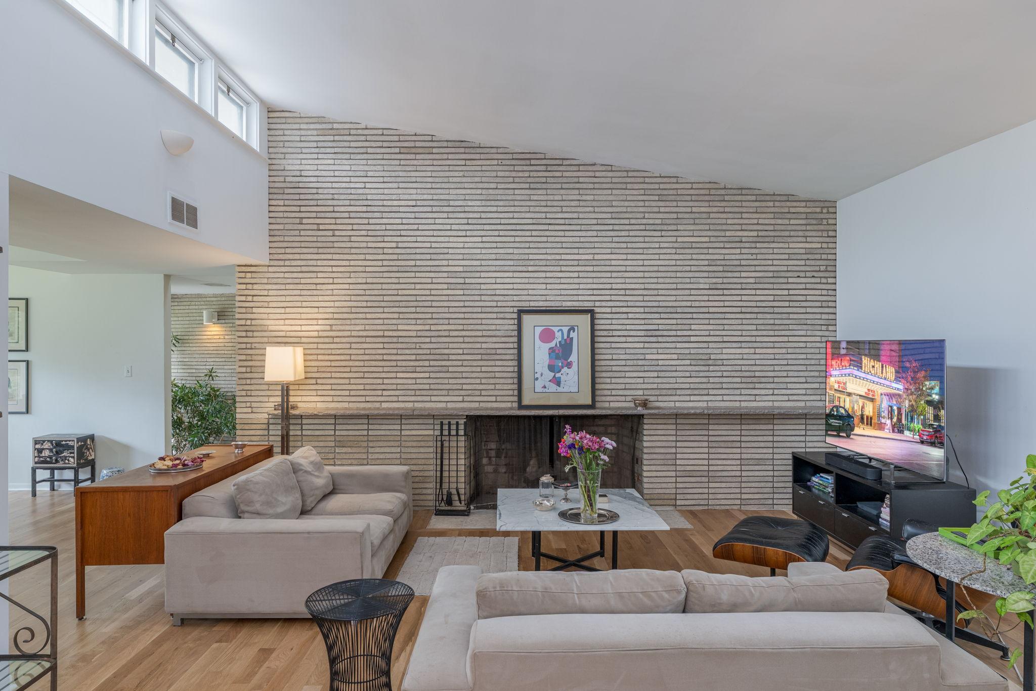 View of Residential at 2191 Edgcumbe Road, Saint Paul MN 55116, Saint Paul (3 of 58) - Mike Wilen | Minnesota Team Real Estate
