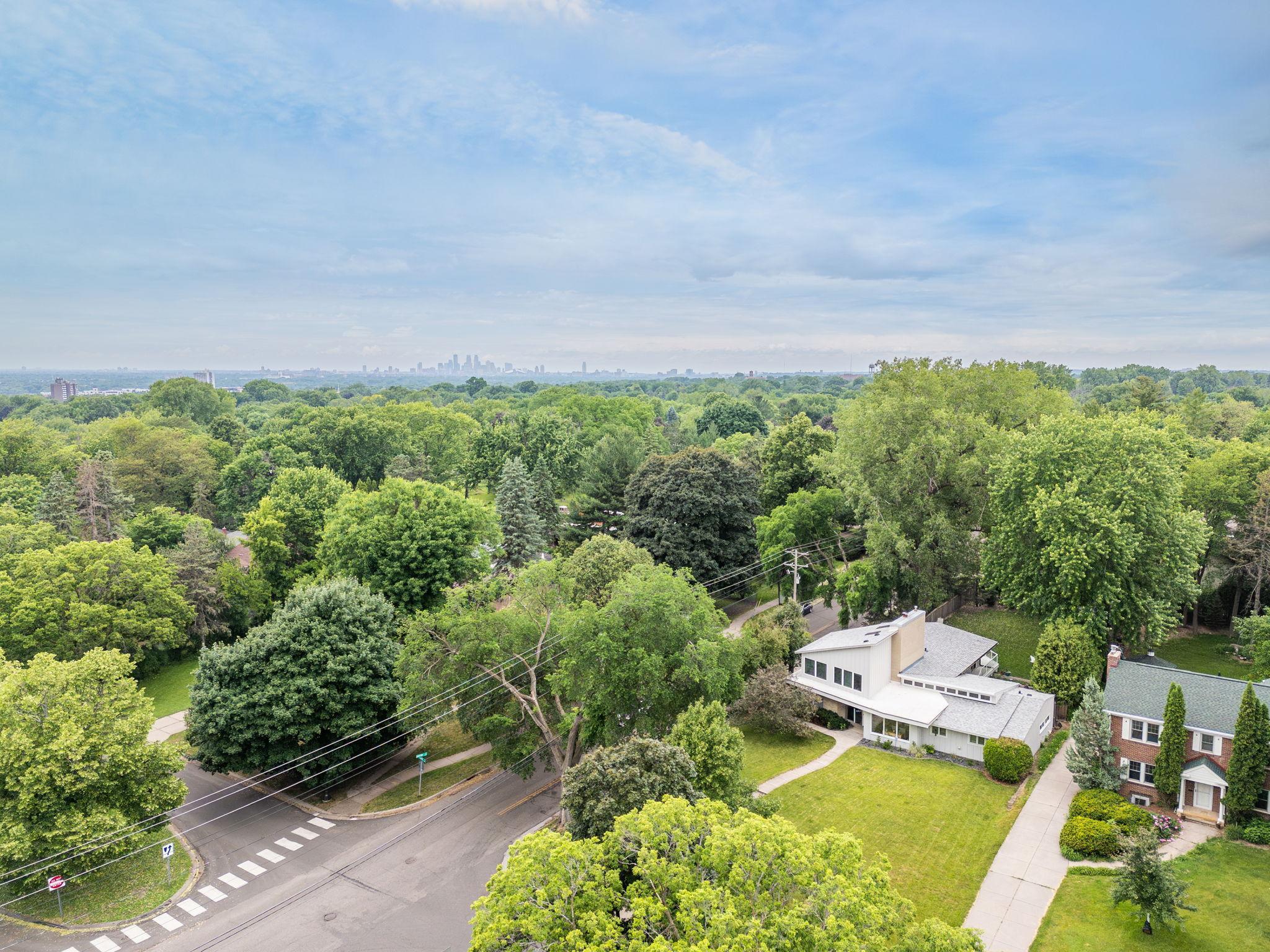 View of Residential at 2191 Edgcumbe Road, Saint Paul MN 55116, Saint Paul (5 of 58) - Mike Wilen | Minnesota Team Real Estate