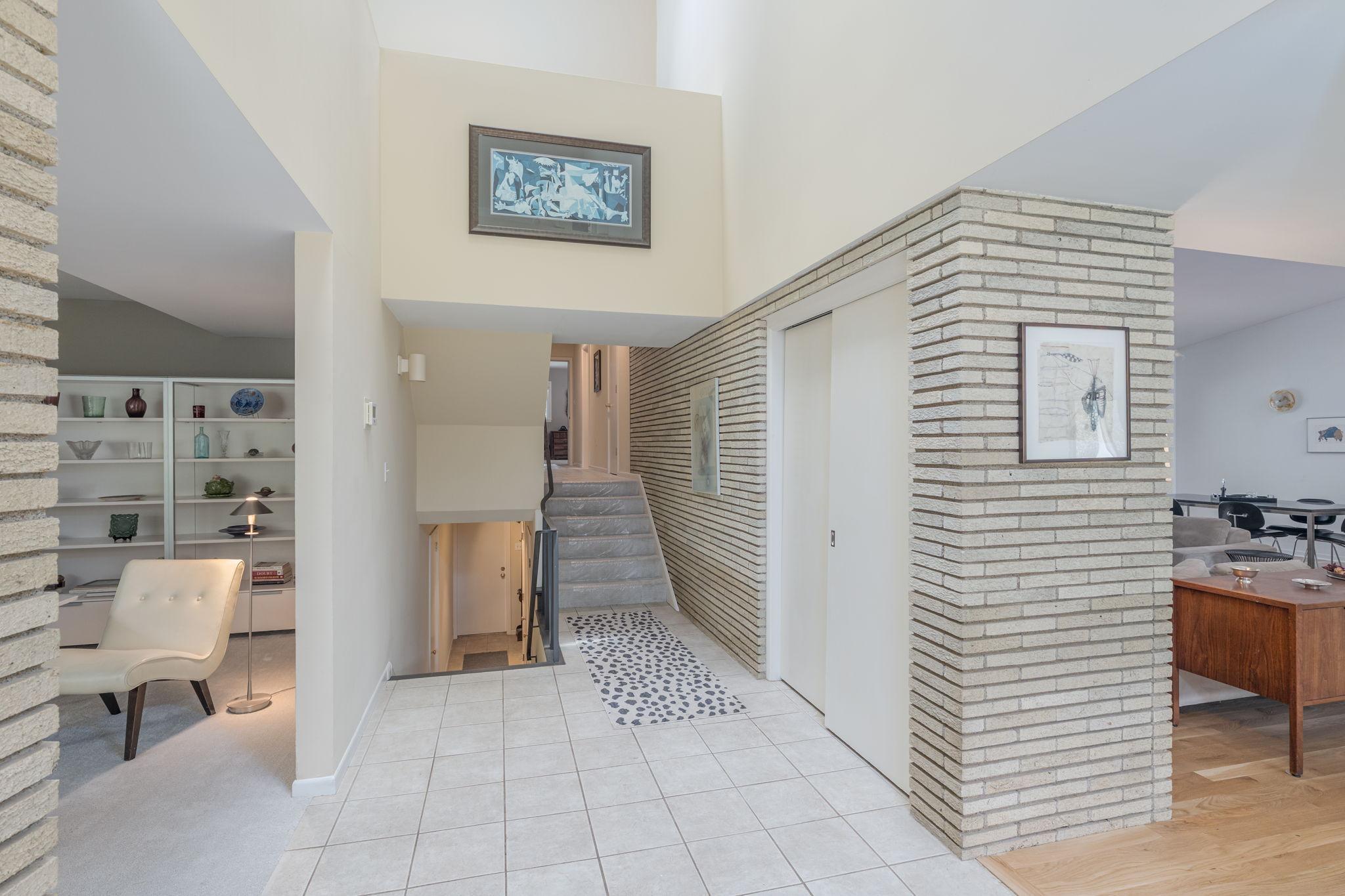 View of Residential at 2191 Edgcumbe Road, Saint Paul MN 55116, Saint Paul (9 of 58) - Mike Wilen | Minnesota Team Real Estate