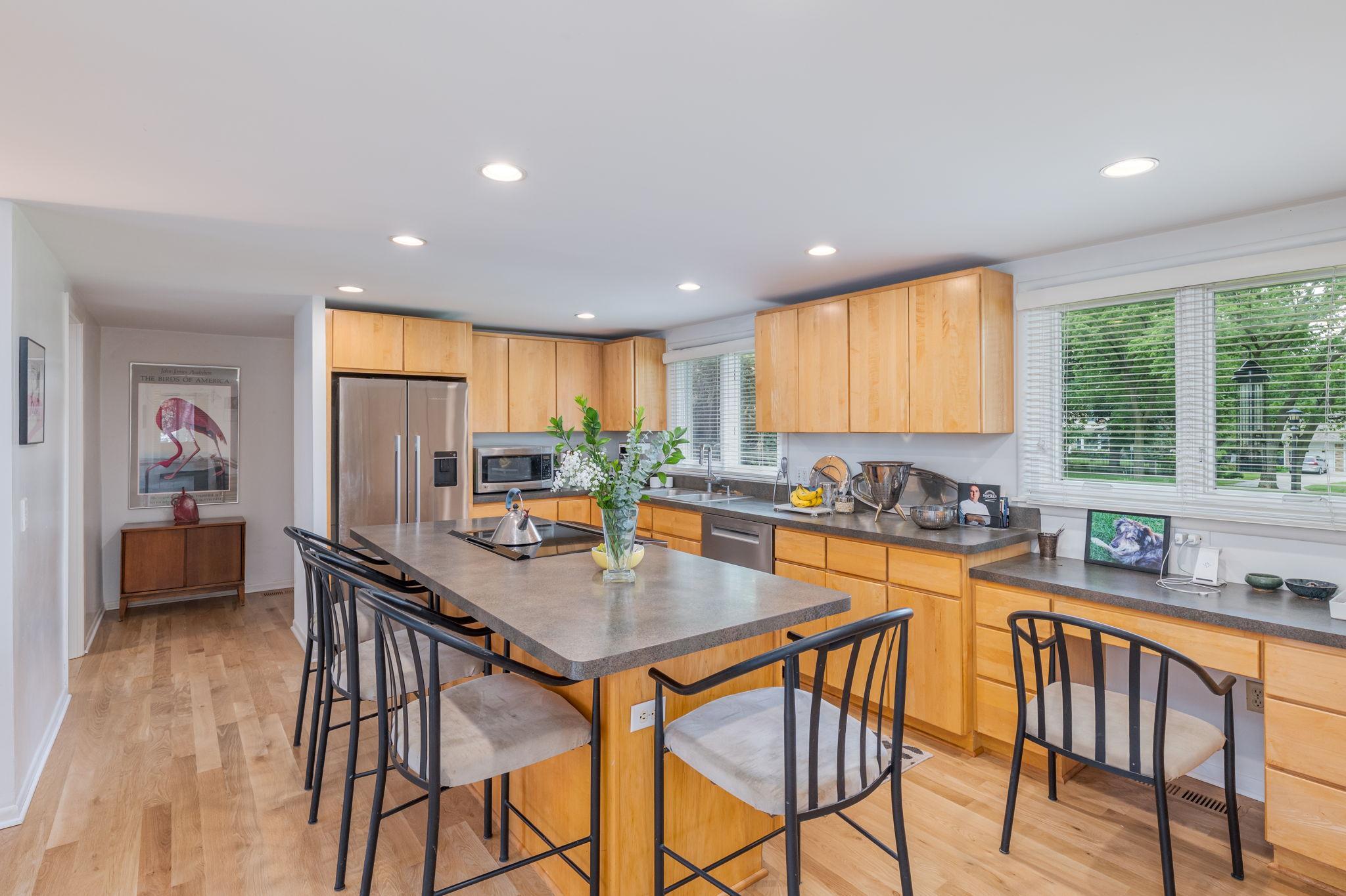 View of Residential at 2191 Edgcumbe Road, Saint Paul MN 55116, Saint Paul (20 of 58) - Mike Wilen | Minnesota Team Real Estate