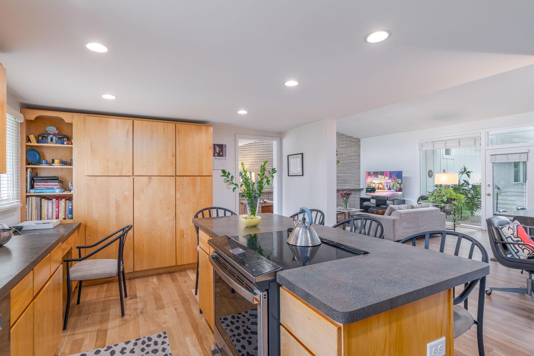 View of Residential at 2191 Edgcumbe Road, Saint Paul MN 55116, Saint Paul (23 of 58) - Mike Wilen | Minnesota Team Real Estate