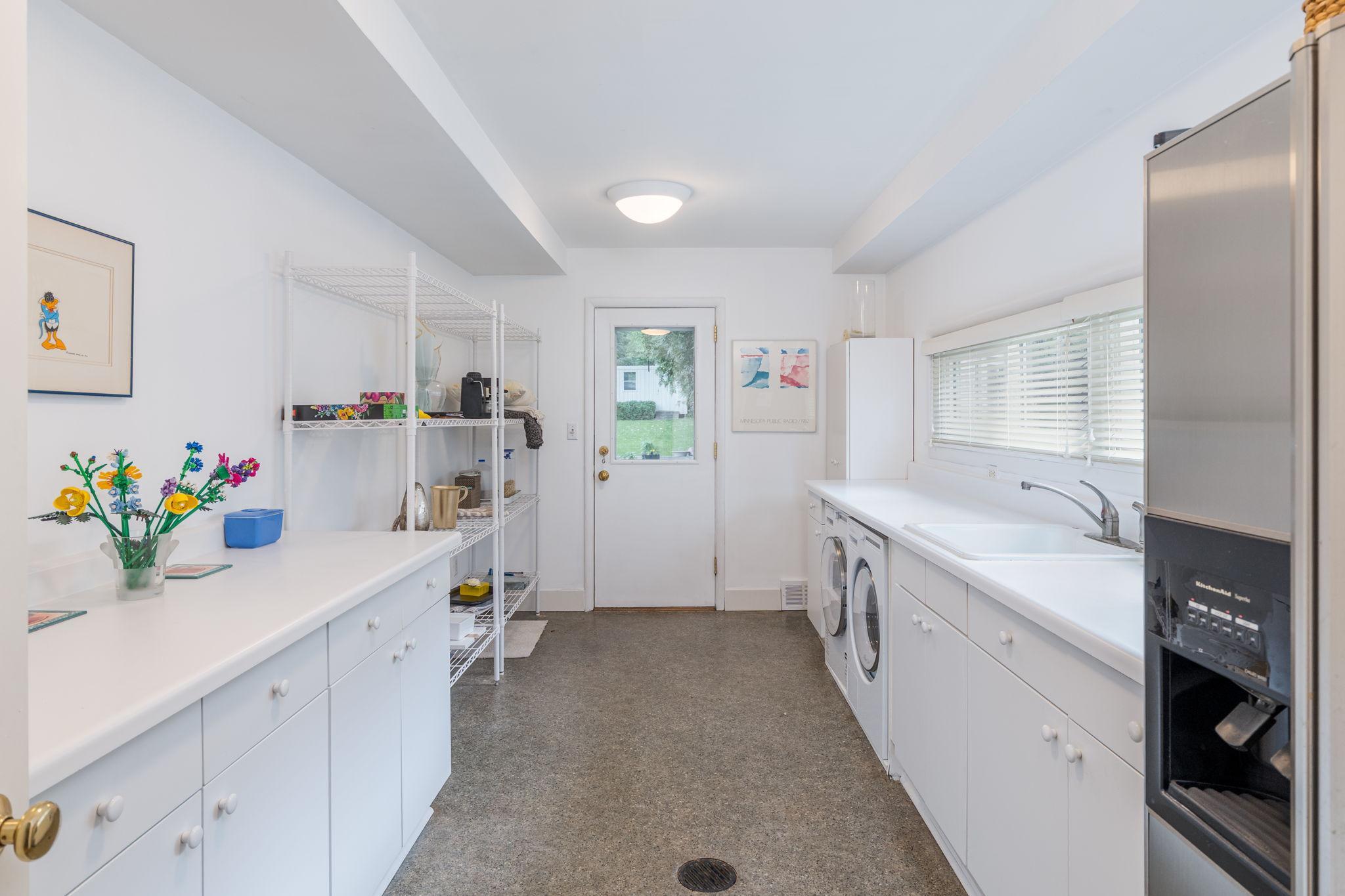 View of Residential at 2191 Edgcumbe Road, Saint Paul MN 55116, Saint Paul (24 of 58) - Mike Wilen | Minnesota Team Real Estate