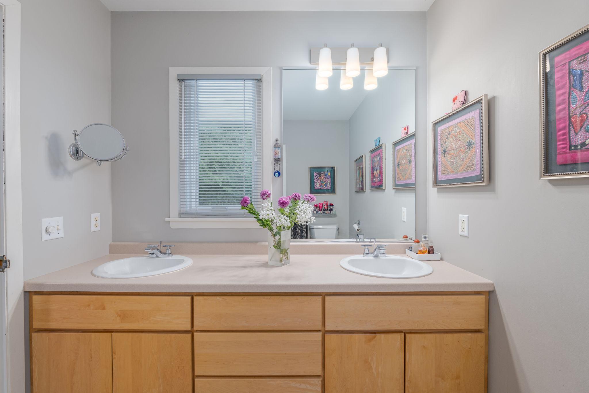 View of Residential at 2191 Edgcumbe Road, Saint Paul MN 55116, Saint Paul (28 of 58) - Mike Wilen | Minnesota Team Real Estate
