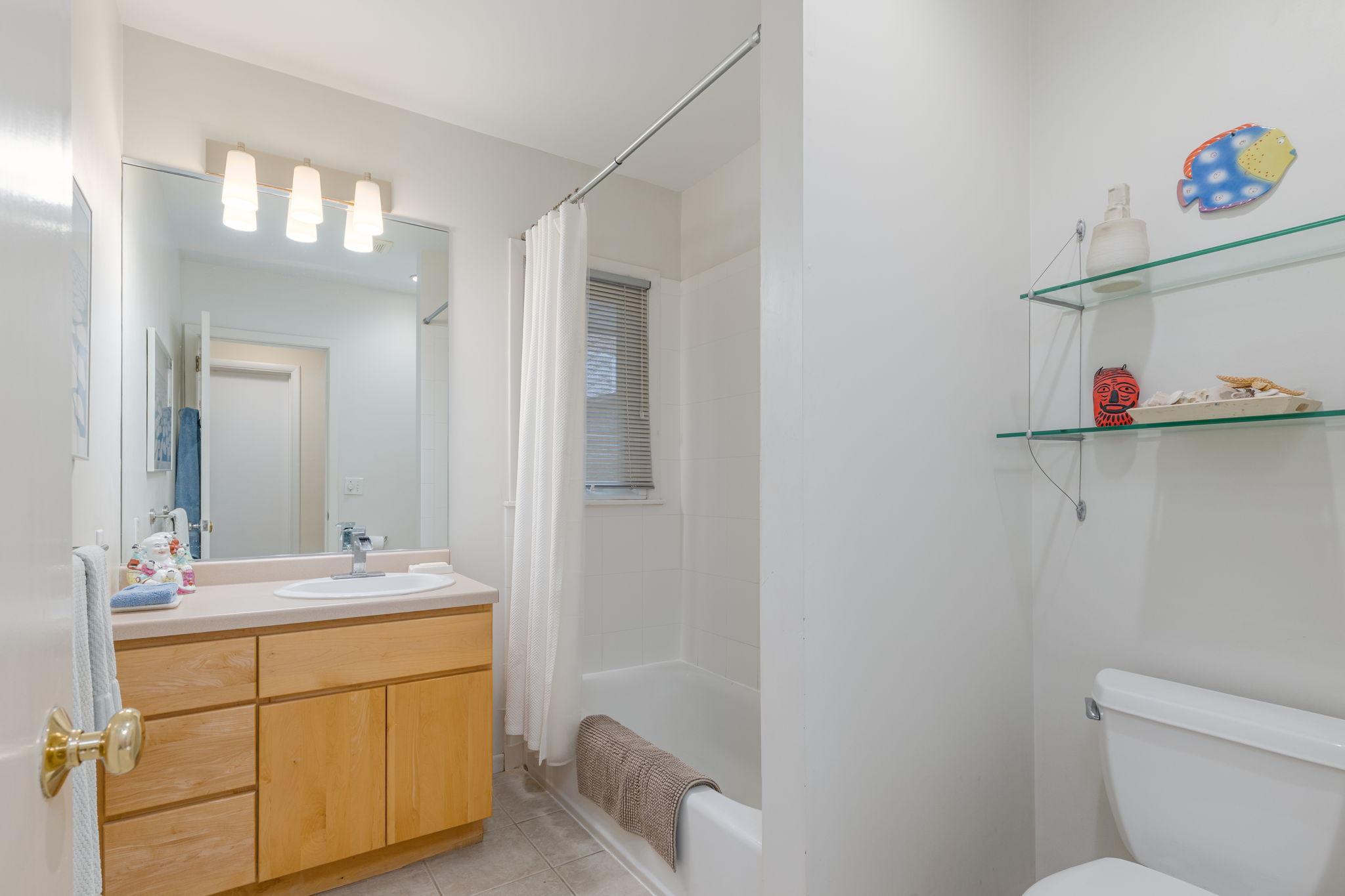 View of Residential at 2191 Edgcumbe Road, Saint Paul MN 55116, Saint Paul (34 of 58) - Mike Wilen | Minnesota Team Real Estate
