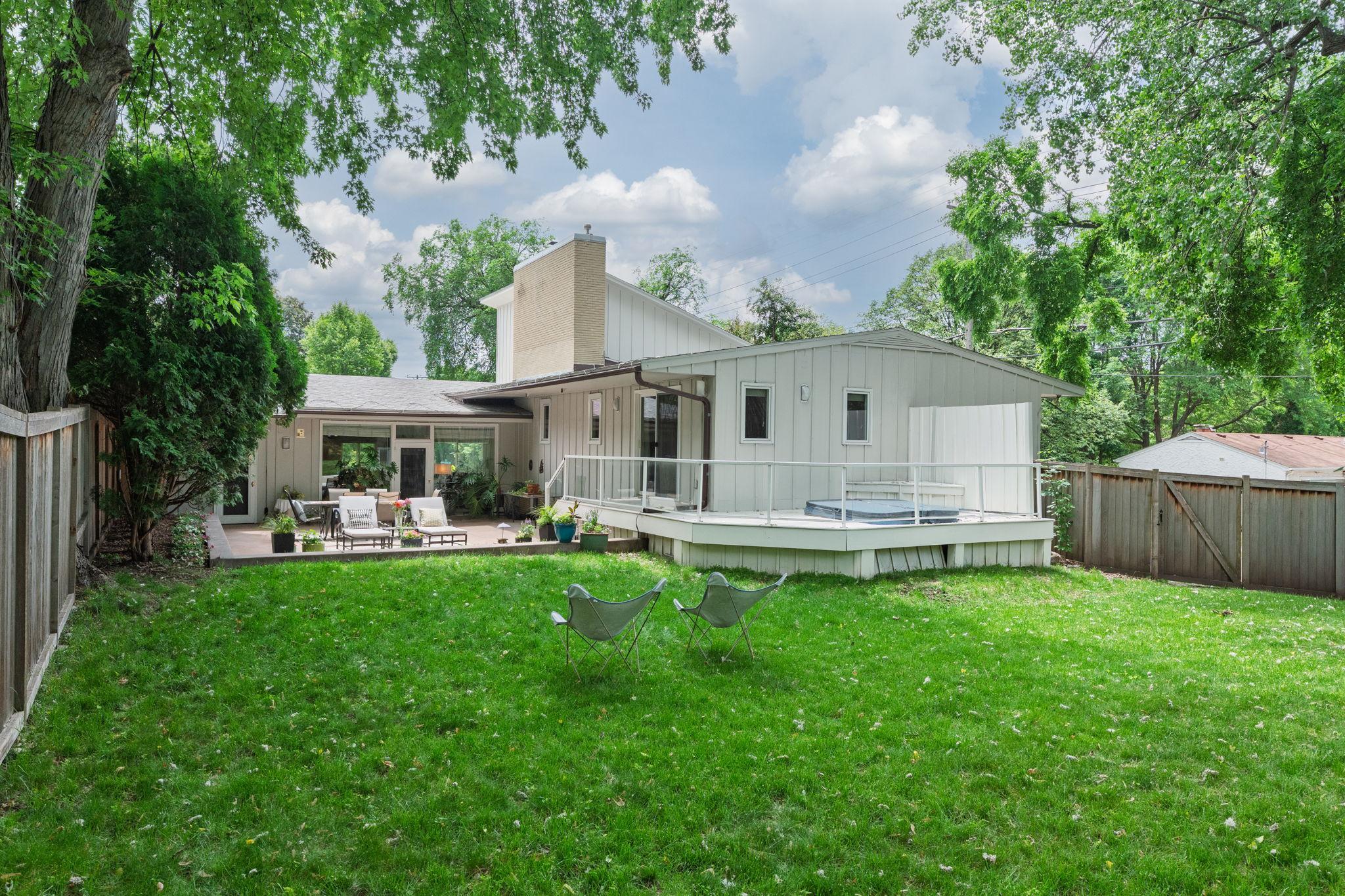 View of Residential at 2191 Edgcumbe Road, Saint Paul MN 55116, Saint Paul (40 of 58) - Mike Wilen | Minnesota Team Real Estate