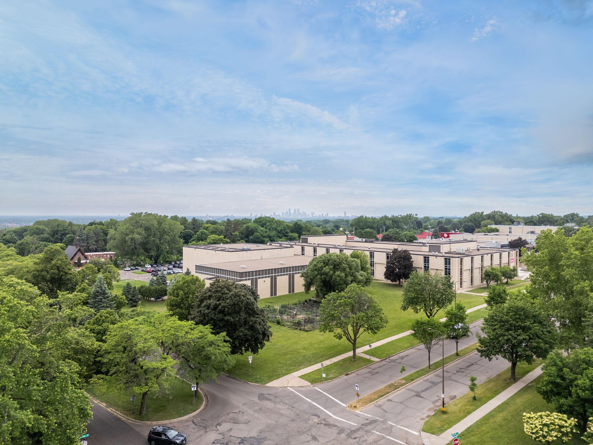 View of Residential at 2191 Edgcumbe Road, Saint Paul MN 55116, Saint Paul (50 of 58) - Mike Wilen | Minnesota Team Real Estate