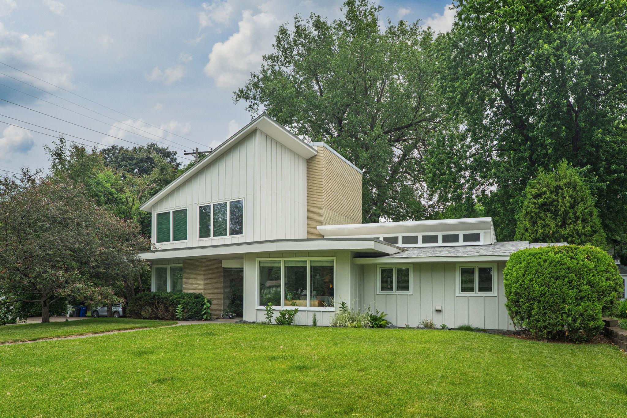 View of Residential at 2191 Edgcumbe Road, Saint Paul MN 55116, Saint Paul (53 of 58) - Mike Wilen | Minnesota Team Real Estate