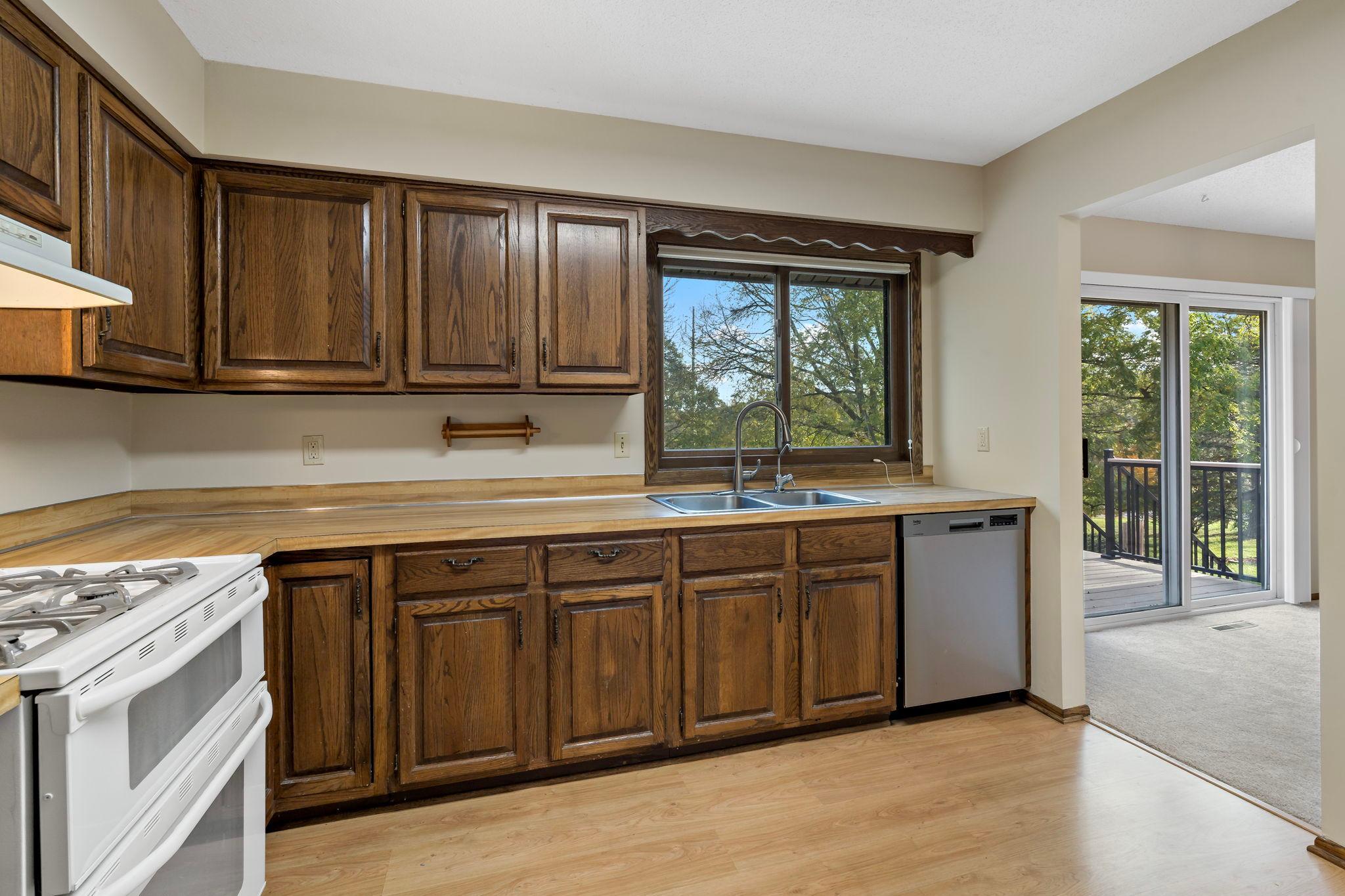 View of Residential at 14309 11th Avenue, Burnsville MN 55337, Burnsville (18 of 32) - Mike Wilen | Minnesota Team Real Estate
