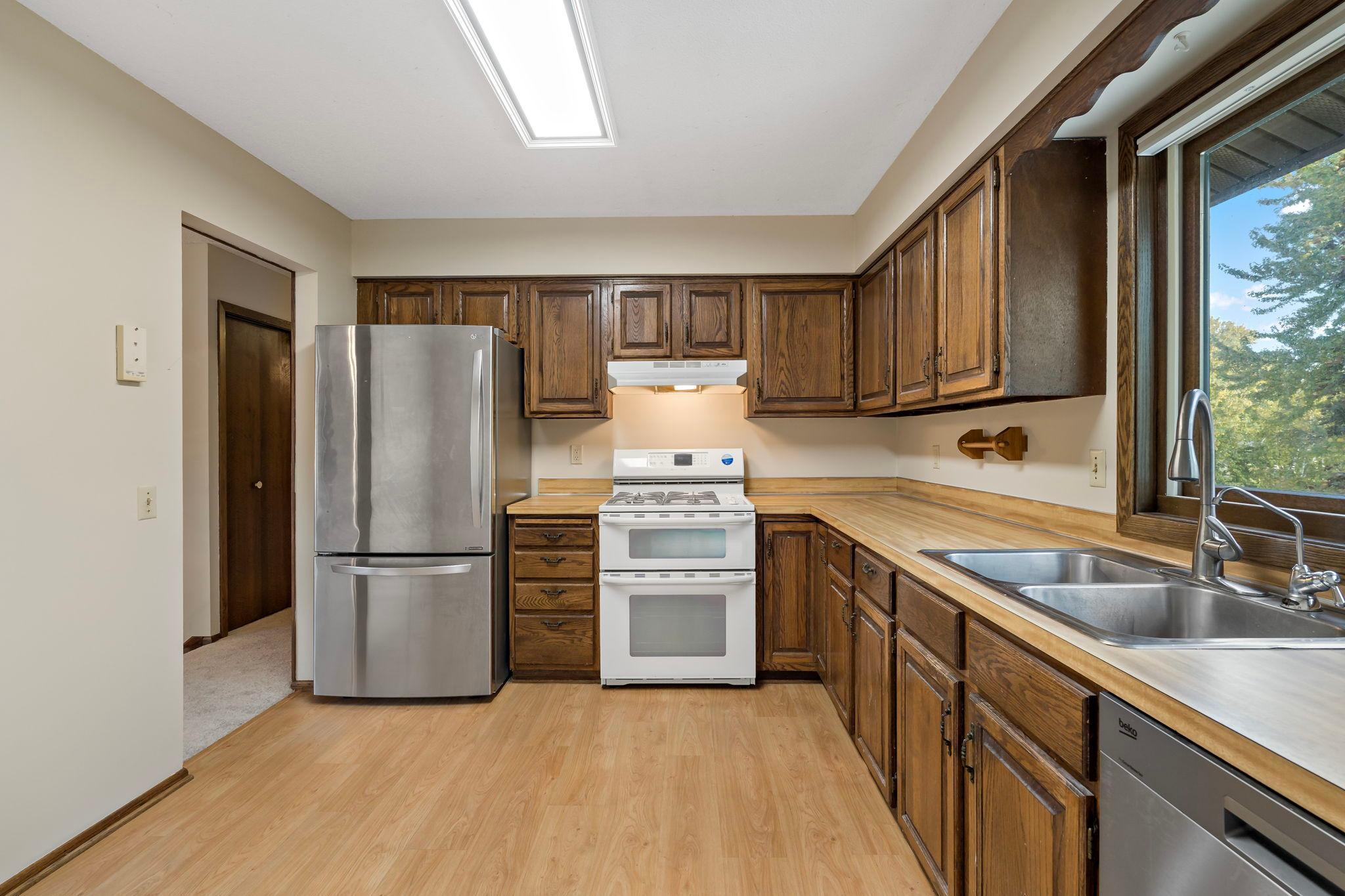 View of Residential at 14309 11th Avenue, Burnsville MN 55337, Burnsville (17 of 32) - Mike Wilen | Minnesota Team Real Estate