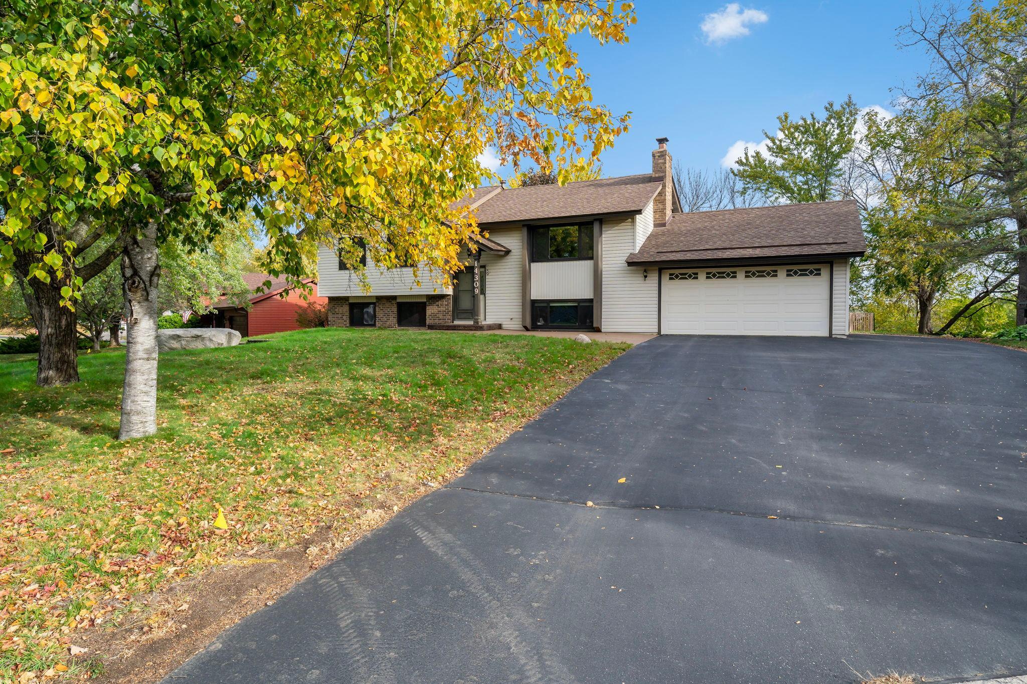 View of Residential at 14309 11th Avenue, Burnsville MN 55337, Burnsville (32 of 32) - Mike Wilen | Minnesota Team Real Estate