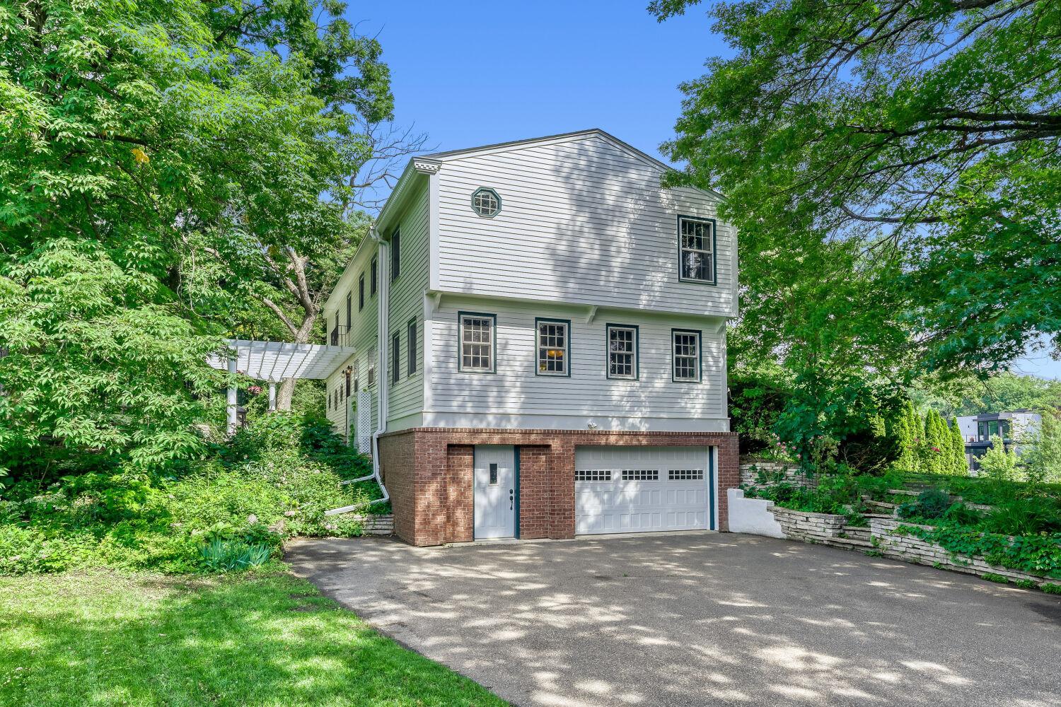 View of Residential at 211 Paisley Lane, Golden Valley MN 55422, Golden Valley (38 of 48) - Mike Wilen | Minnesota Team Real Estate